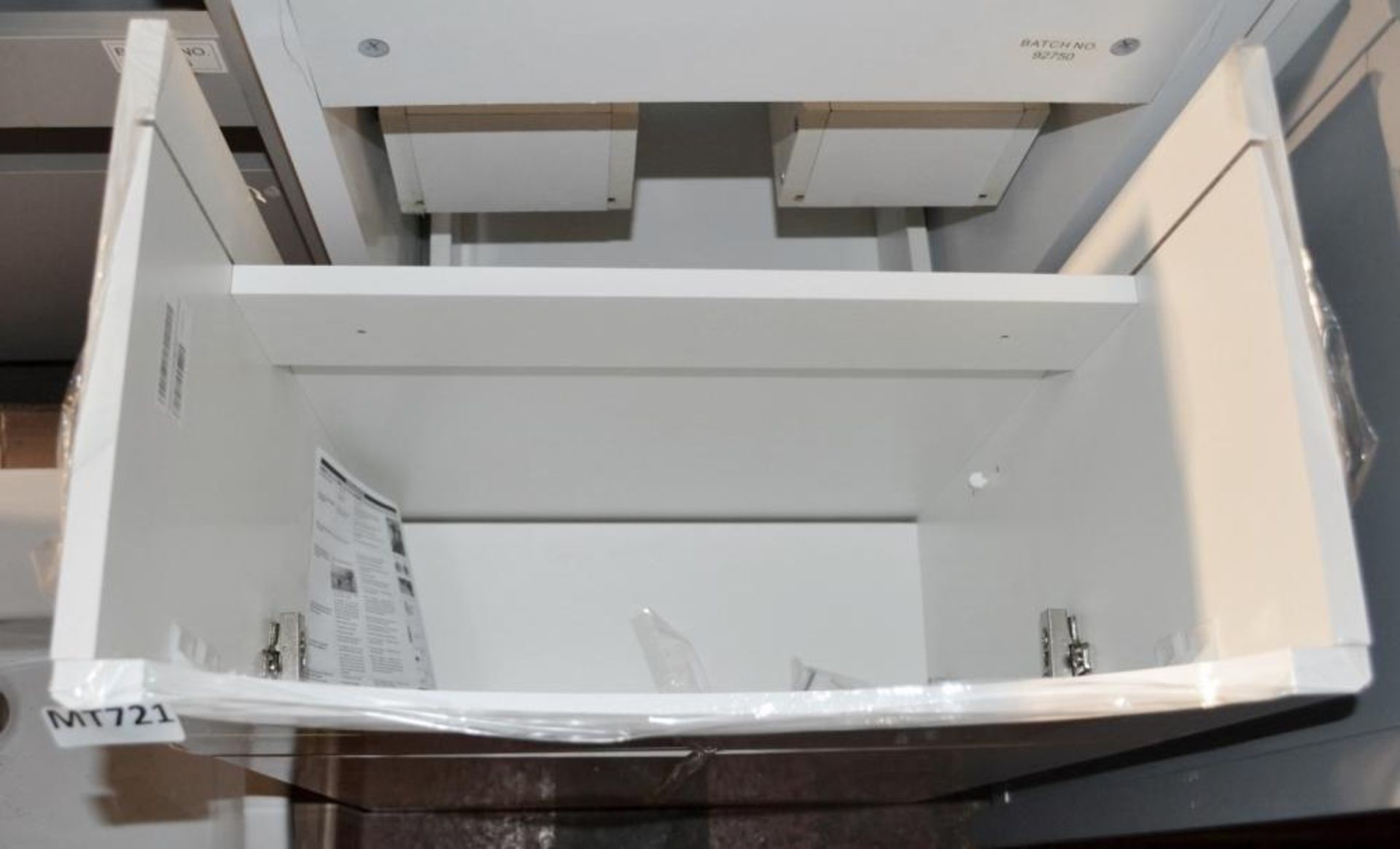 1 x Freestanding 2-Door Vanity Unit In White - Dimensions: H80 x W52 x D30cm - New / Unused  - Ref M - Bild 2 aus 3