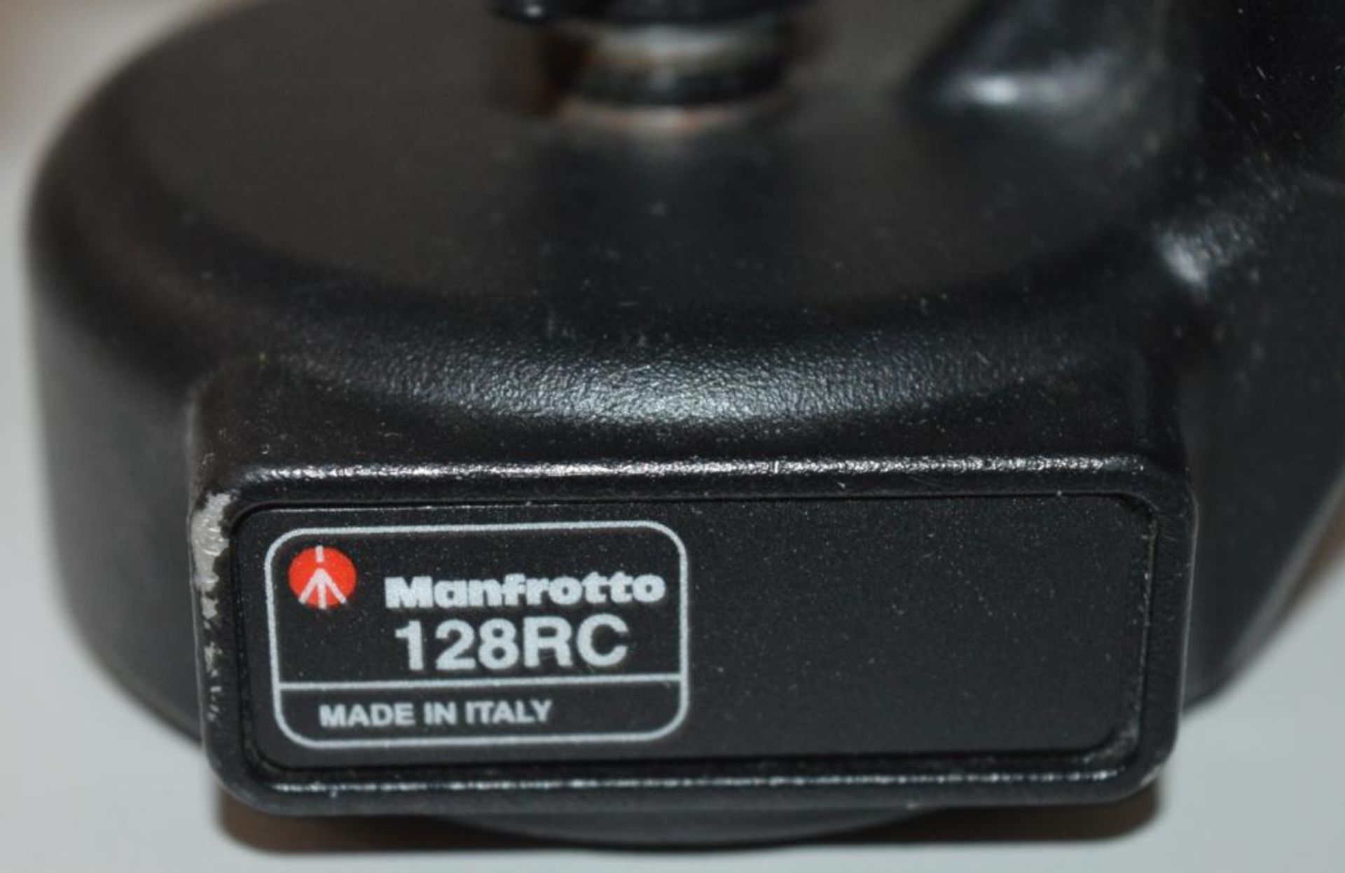 1 x Manfrotto 128RC Camera Tripod Pan Head - C285 - Ref JP717 - Location: Altrincham WA14 - Image 2 of 4