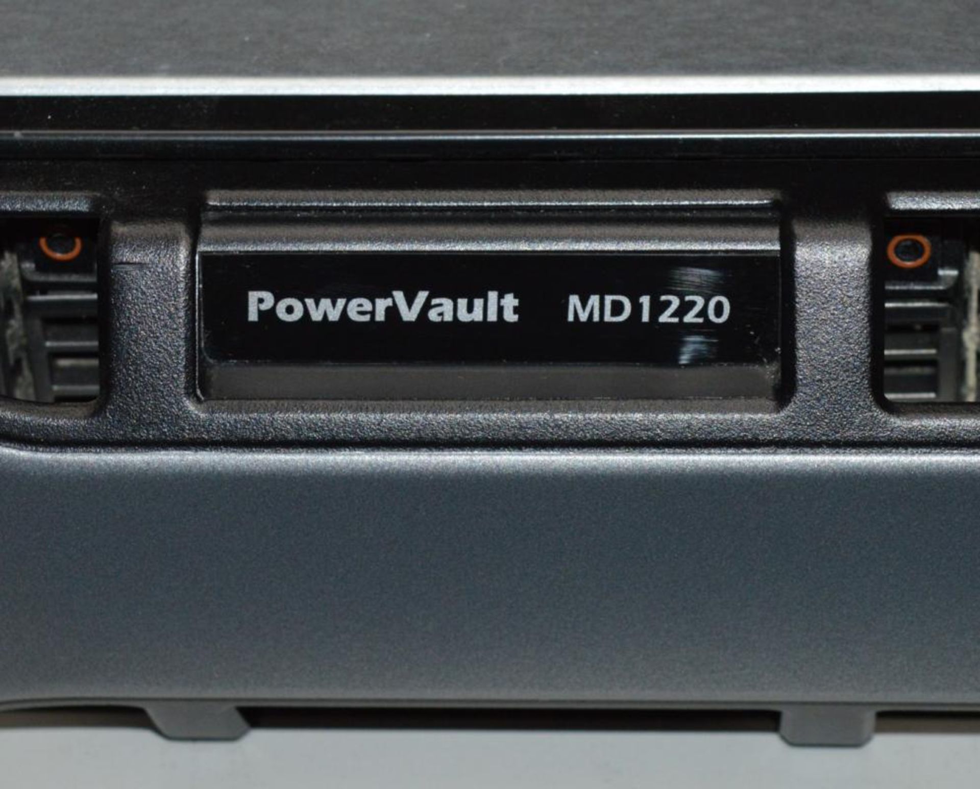 1 x Dell PowerVault MD1220 With Daul 600w PSU's and 2 x MD12 6Gb SAS Controllers - Bild 3 aus 8