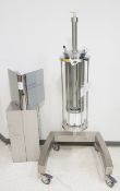 1 x GENERAL ELECTRIC AxiChrom 140/300 Glass Chromatography Column - Ref: 1583917