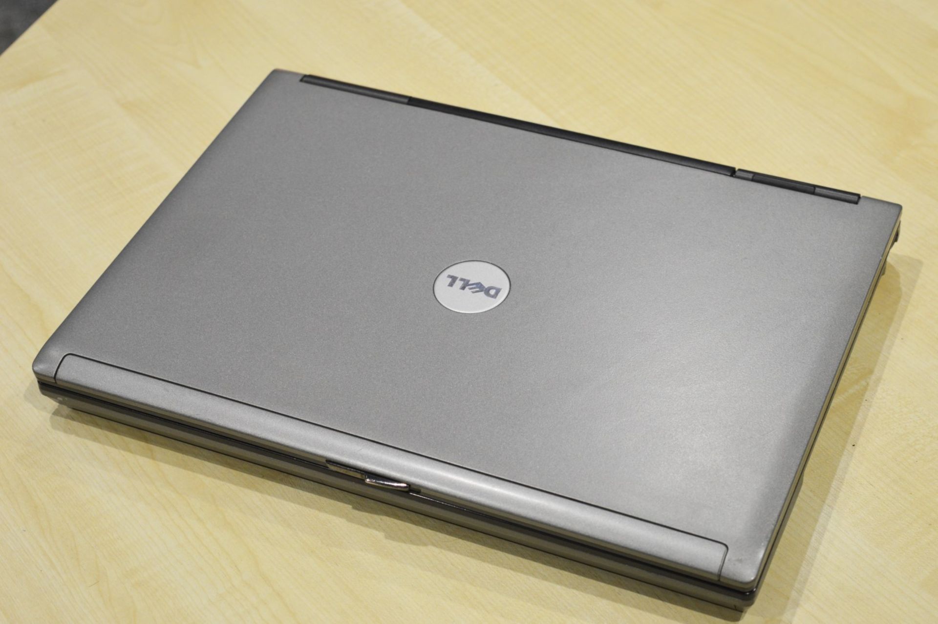 1 x Dell Latitude D630 14 Inch Laptop Computer - Intel Core Duo 2.2ghz Processor and 2gb Ram - - Image 3 of 3