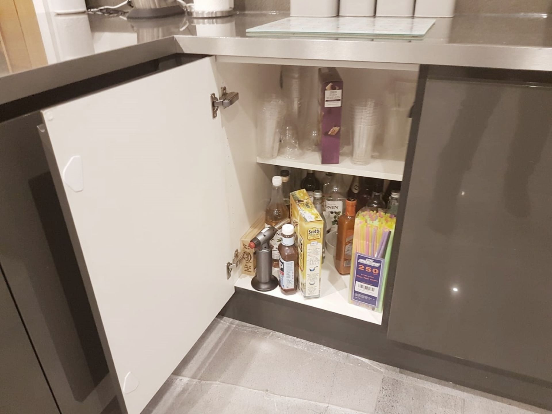 1 x Handleless Bespoke Fitted WREN Kitchen With Integrated Neff Appliances And Laminate Worktops - Image 56 of 72