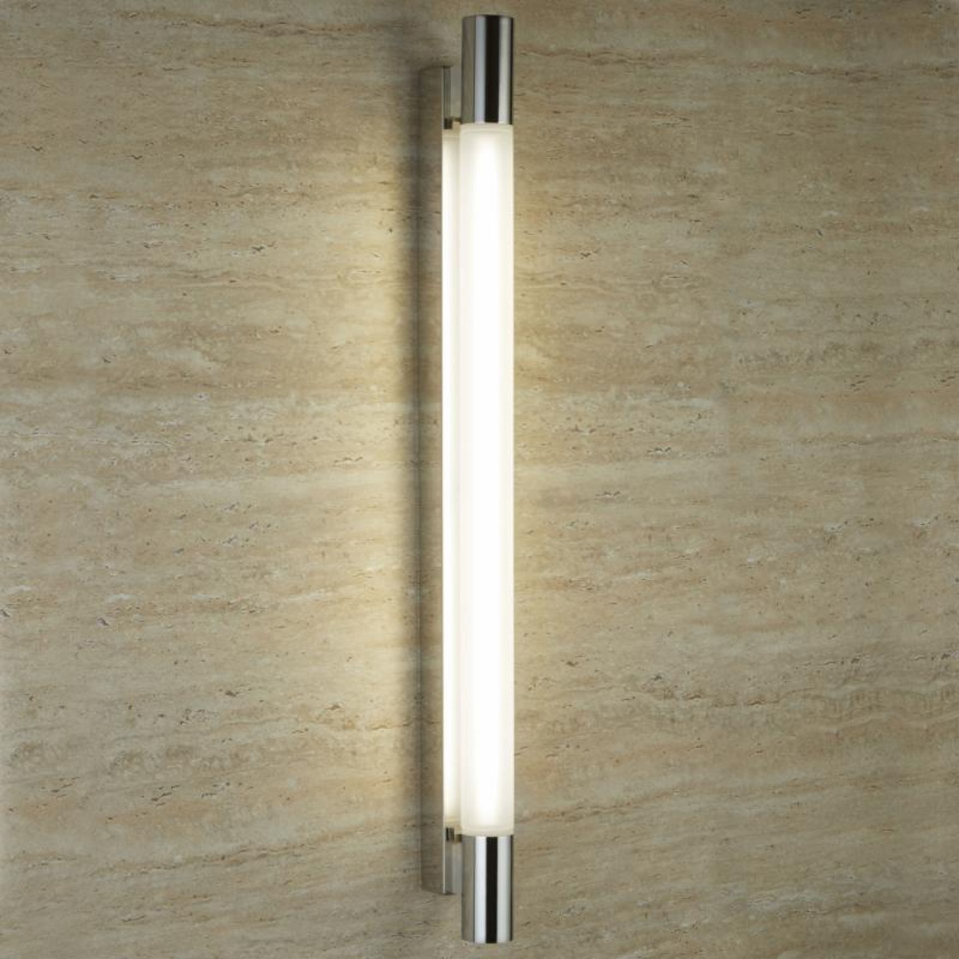 1 x Bathroom Wall Light With Chrome Finish and Frosted Glass Shade - T5 IP44 Rated - New Boxed Stock