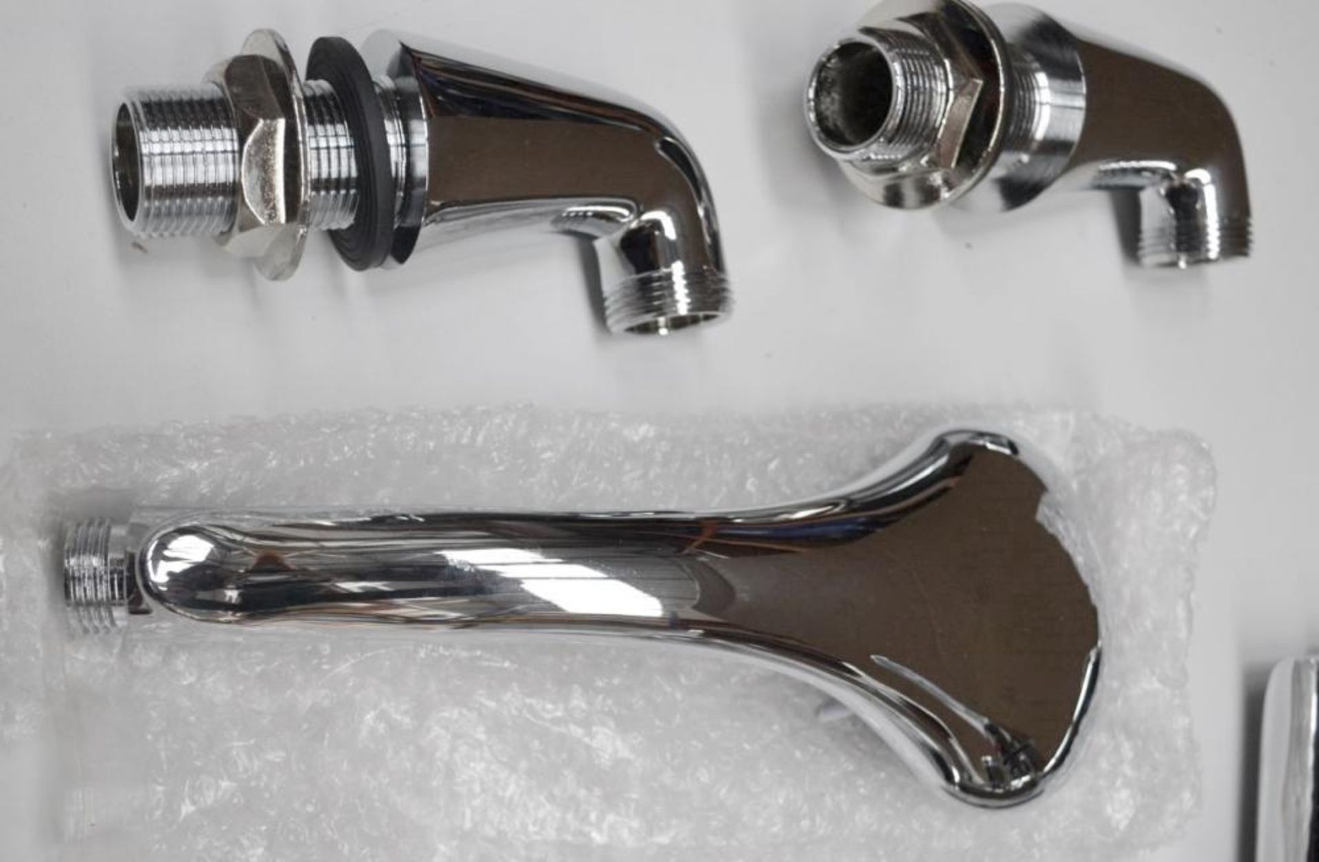 1 x PULSE Single Lever Bath Shower Mixer Tap In Chrome (Model: 112G2) - Ref: M188 - CL190 - Unused B - Image 2 of 7