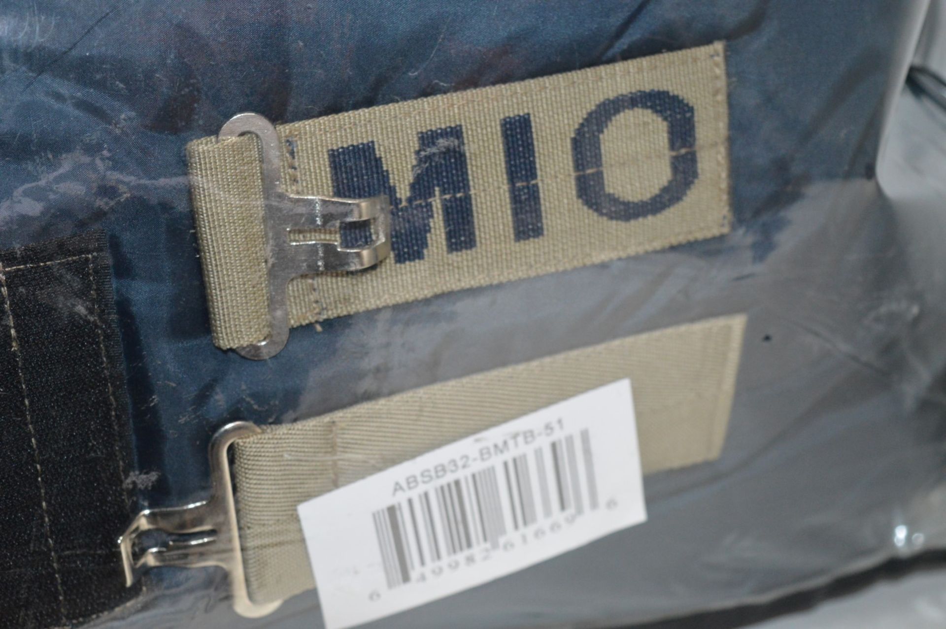 1 x Horseware Mio Insulator - Medium 150g in Navy - Size UK 51 - Product Code ABSB32-BMTB-51 - New - Image 3 of 5