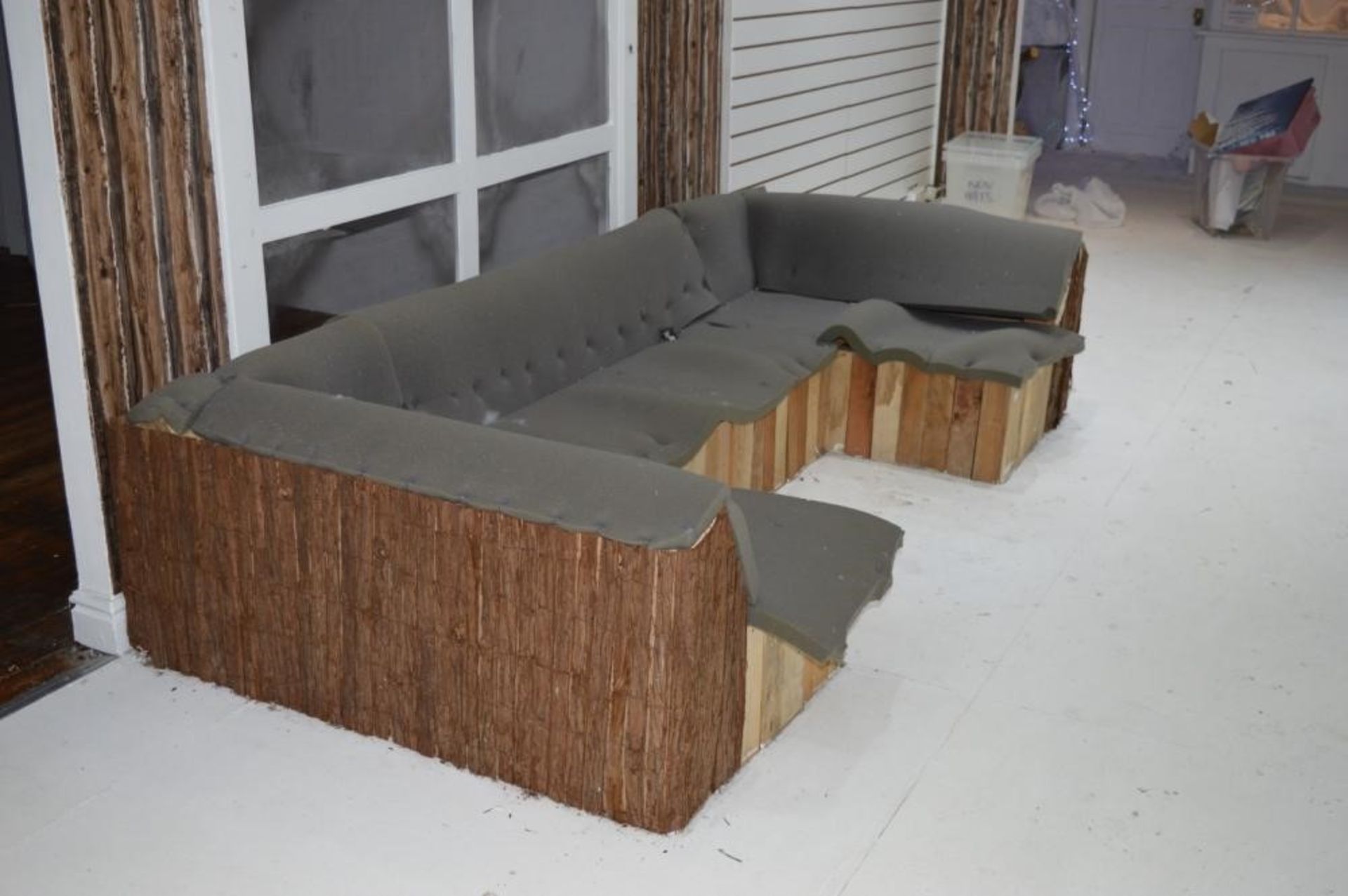 1 x Tiki Style Drinks Bar With Illuminated Rear Shelves and Unfinished Matching Seating Area - Ref B - Image 2 of 14