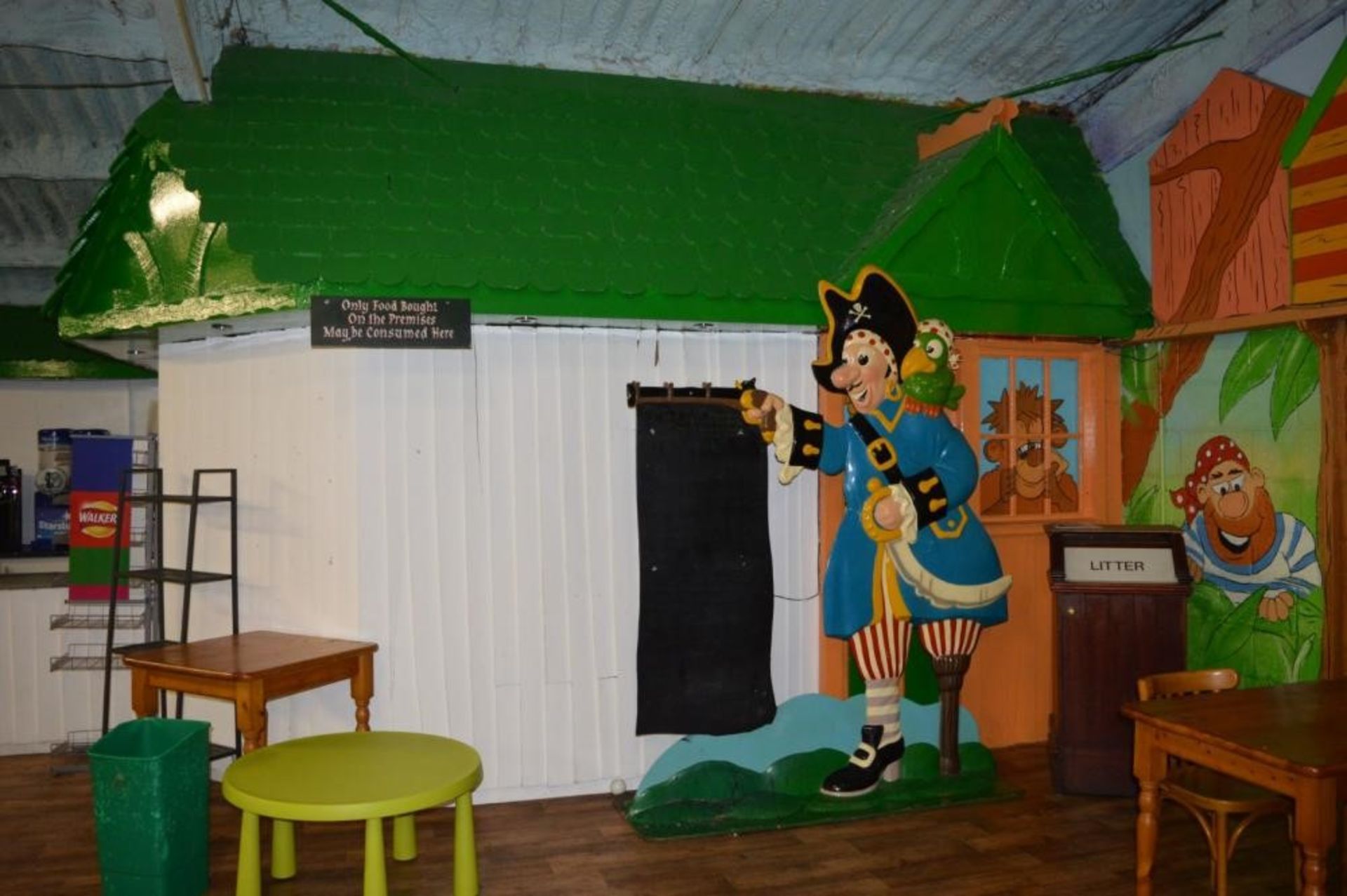 1 x Puddletown Pirates Bespoke Restaurant Kitchen Enclosure Hut With Serving Counter - Hut Dimension - Image 3 of 16