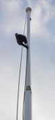 1 x Extendable Flag Pole With Night Light - Ref BB797 OS - CL351 - Location: Chorley PR6