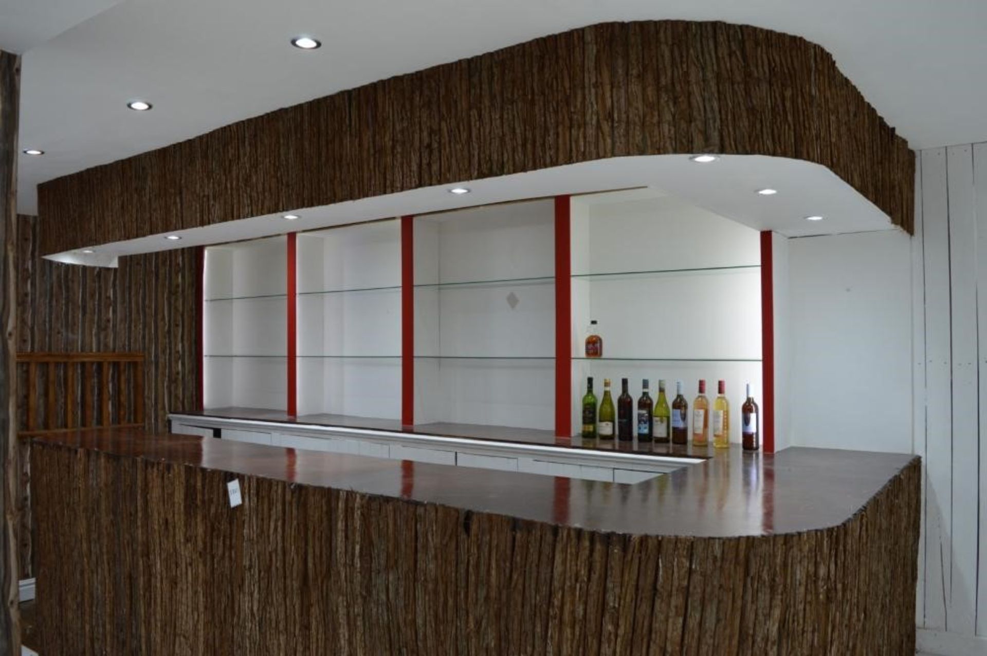 1 x Tiki Style Drinks Bar With Illuminated Rear Shelves and Unfinished Matching Seating Area - Ref B - Image 12 of 14