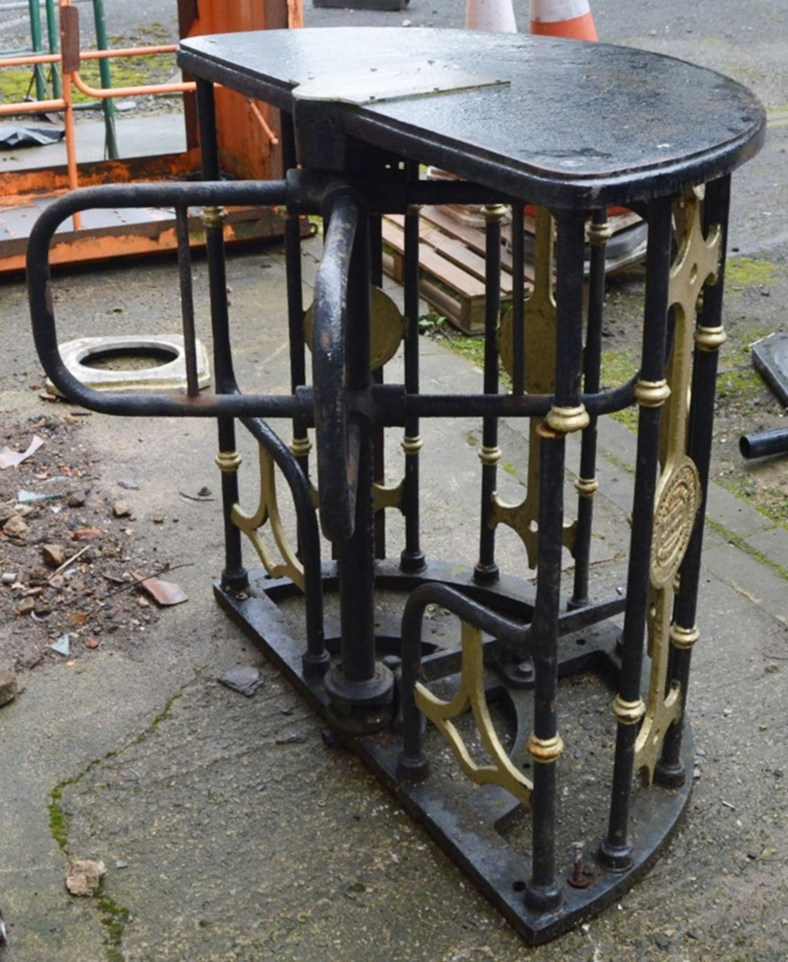 1 x Antique Turnstyle By R T Ellison & Co Engineers Salford Manchester - BB864 OS - CL351 - - Image 2 of 11