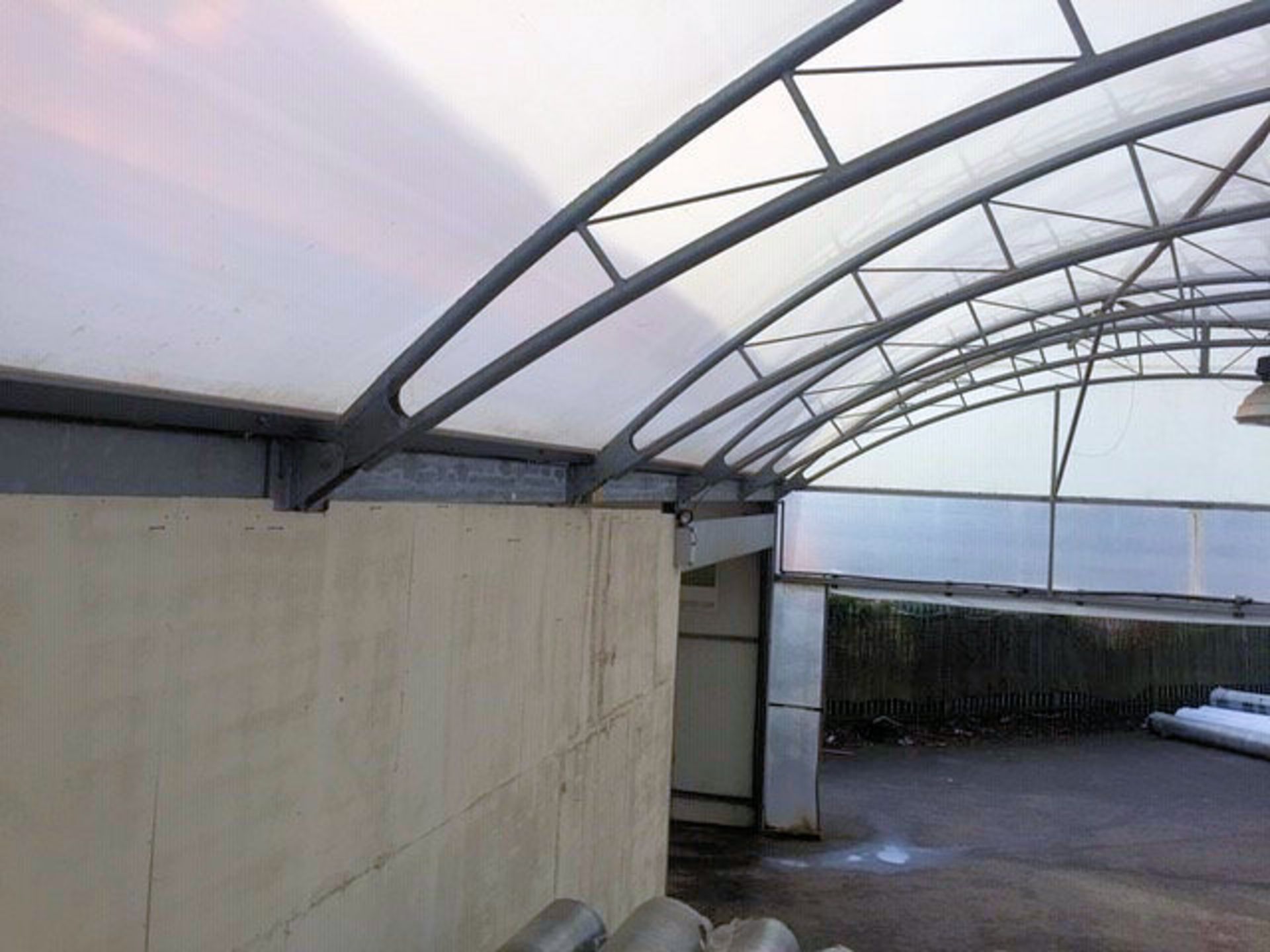 1 x 3 Bay Galvanised Steel Northern Polytunnel Canopy - Location: Blackburn BB1 Consists of 3 bays - Image 11 of 17