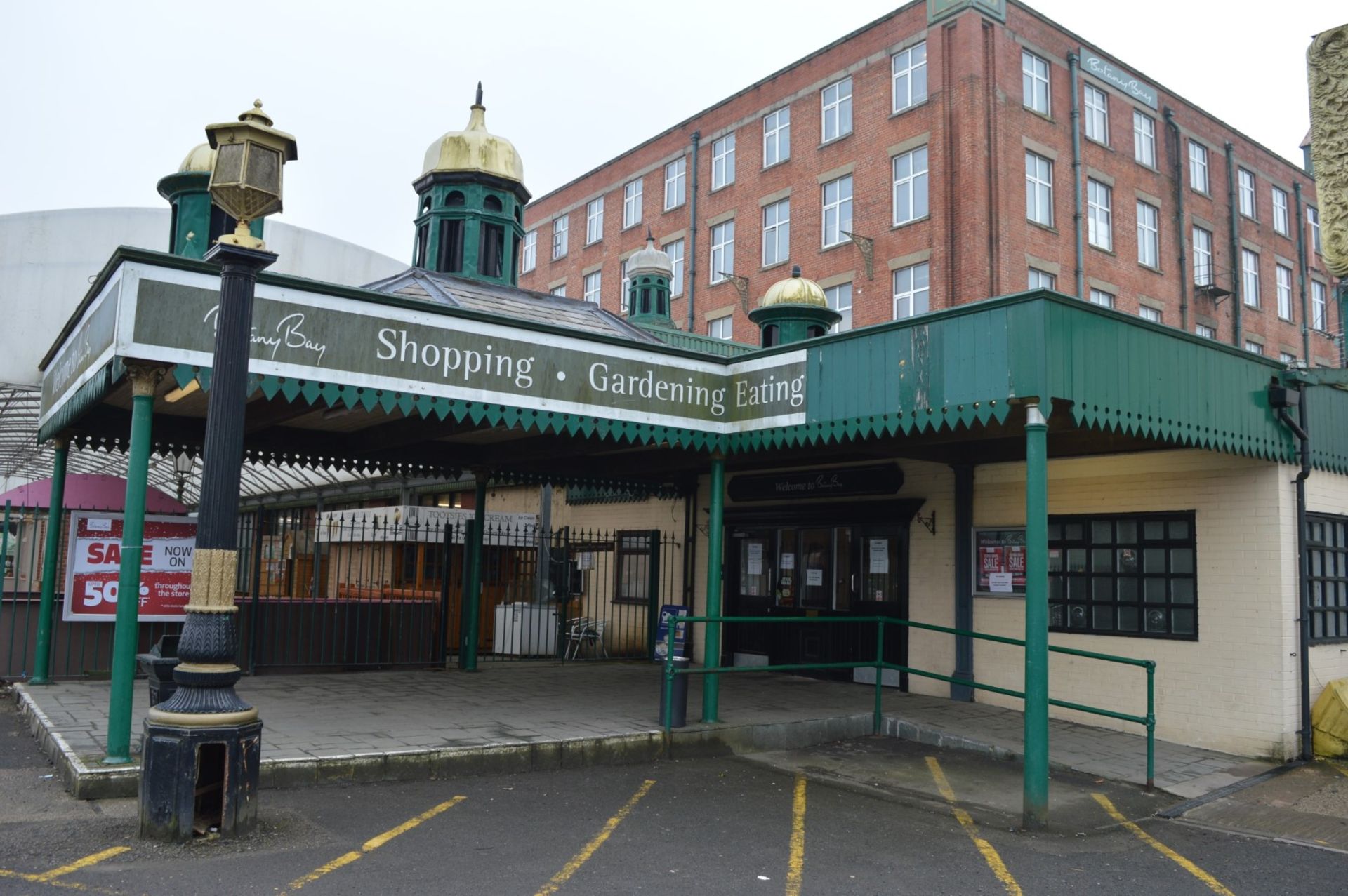 1 x Botany Bay External Door Entrance Canopy Ornate Pillars, Timber Frame Roof and Five Turrets - - Image 3 of 16