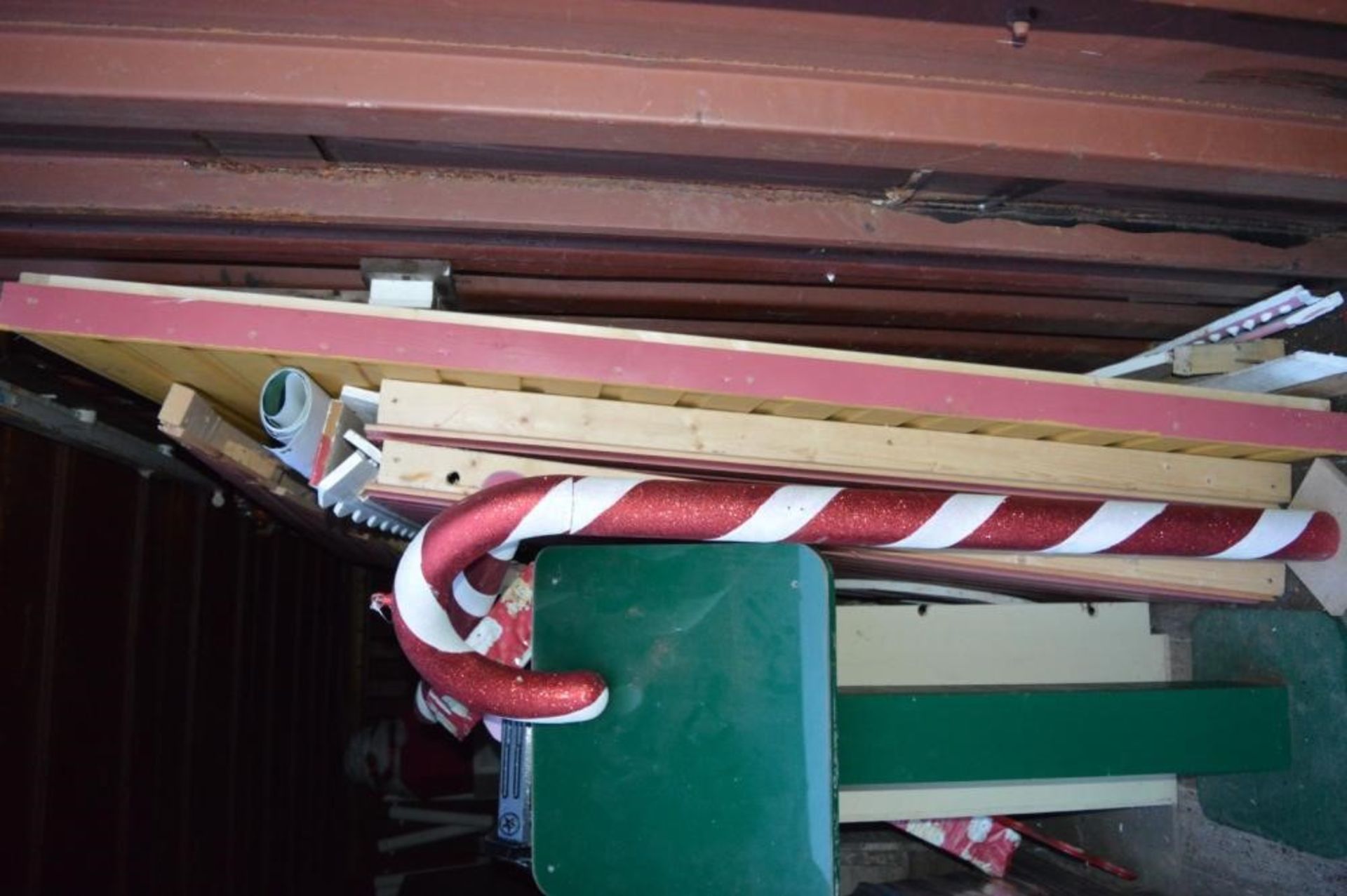 1 x Botany Bay Santas Grotto - Contents of Storage Container to Include Santas Grotto and Accessorie - Image 20 of 20