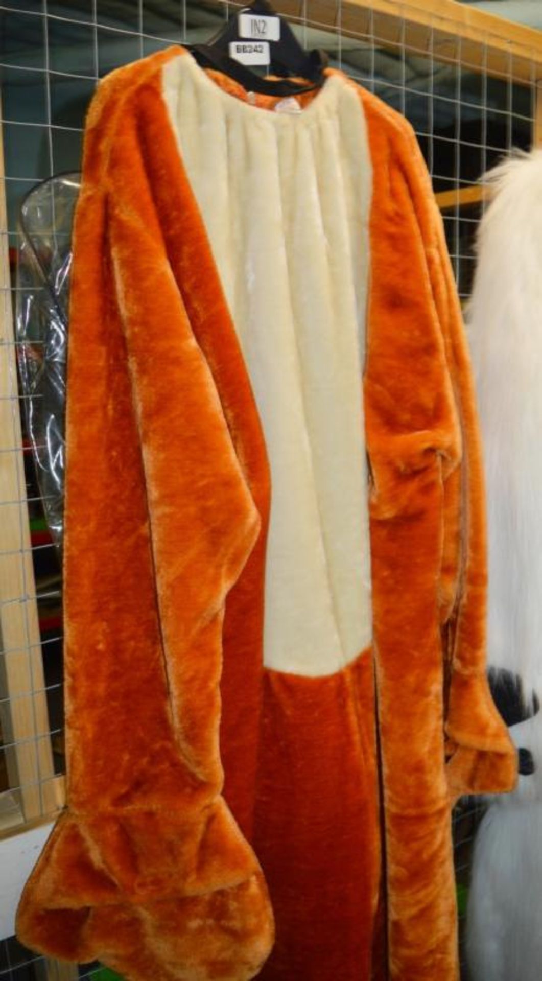 1 x Adult Size Fancy Dress / Mascot REINDEER Costume - Includes Suit, Feet and Head - Very Good Cond - Image 2 of 3