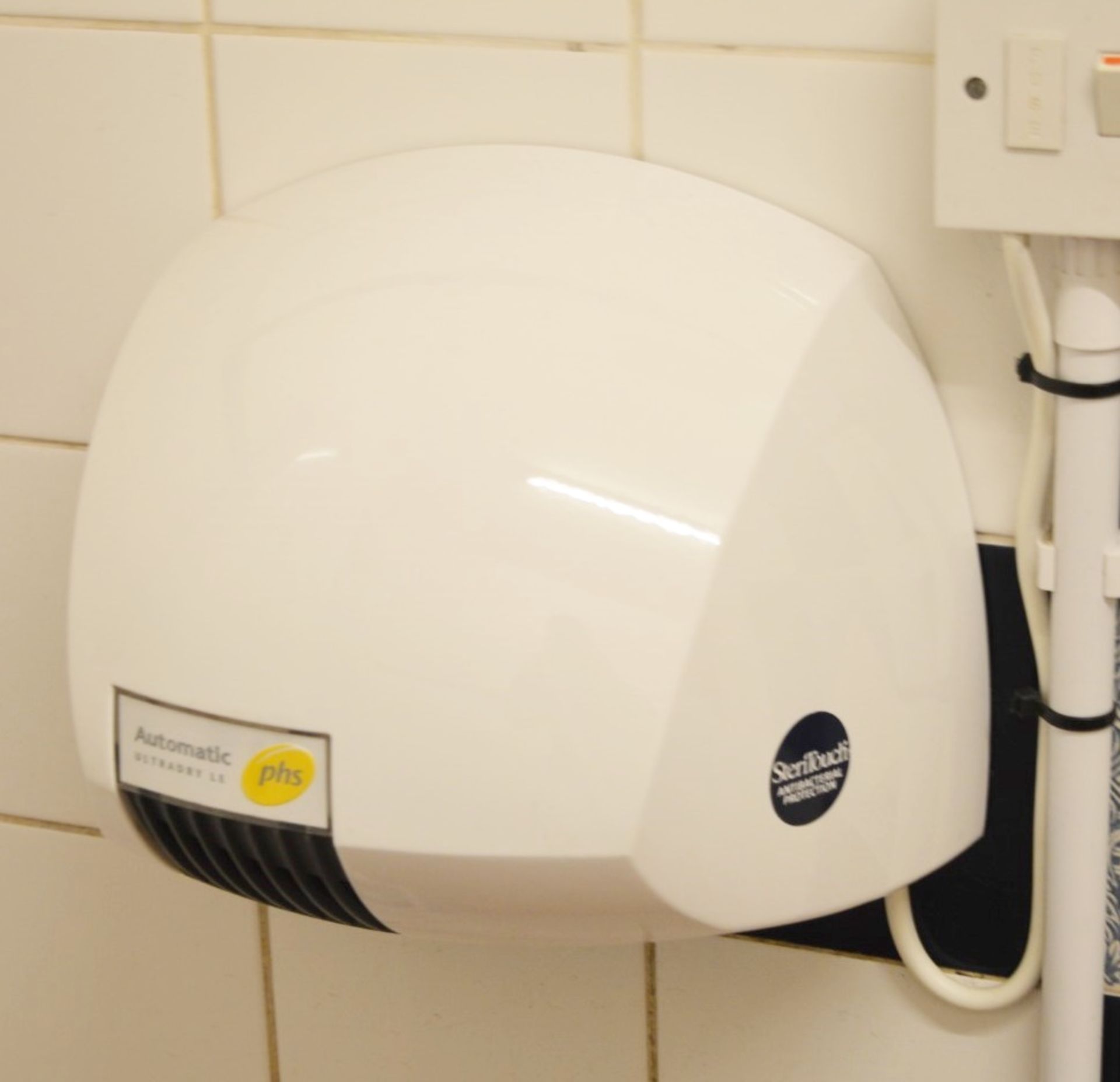 1 x PHS Automatic Ultradry LE Hand Dryer - Ref BB000 GF - CL351 - Location: Chorley PR6