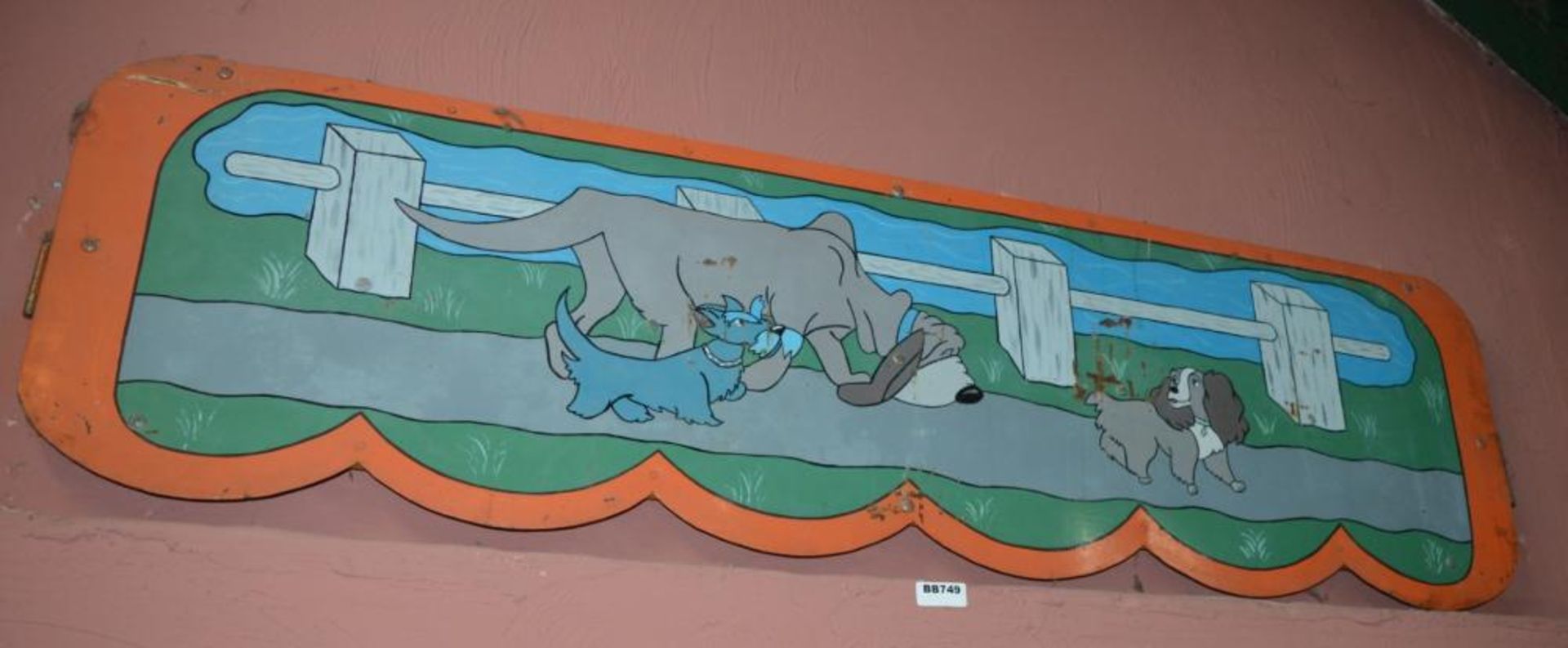 1 x Vintage Metal Hand Painted Fairground Ride Barrier Fence Panel With Braced Back and Mounting Hoo - Image 2 of 7