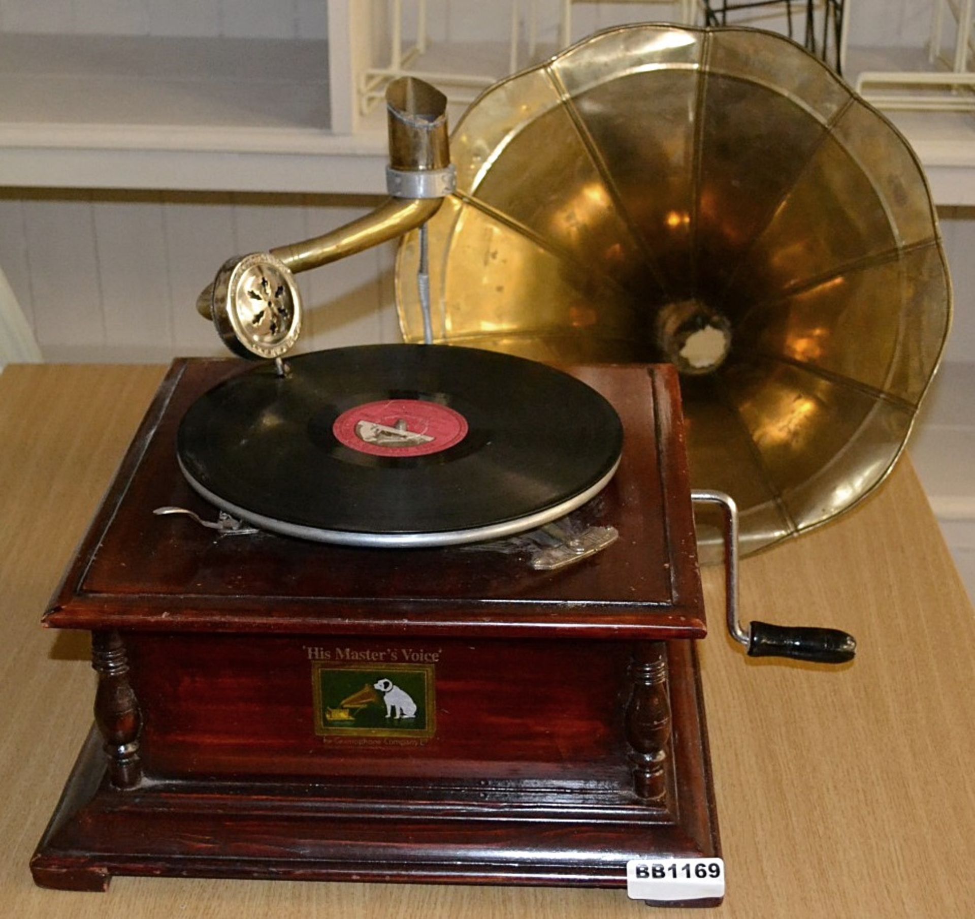 1 x 'His Masters Voice' Branded Gramophone - Dimensions: 37 x 37 x H21cm - Ref BB1165 / KS