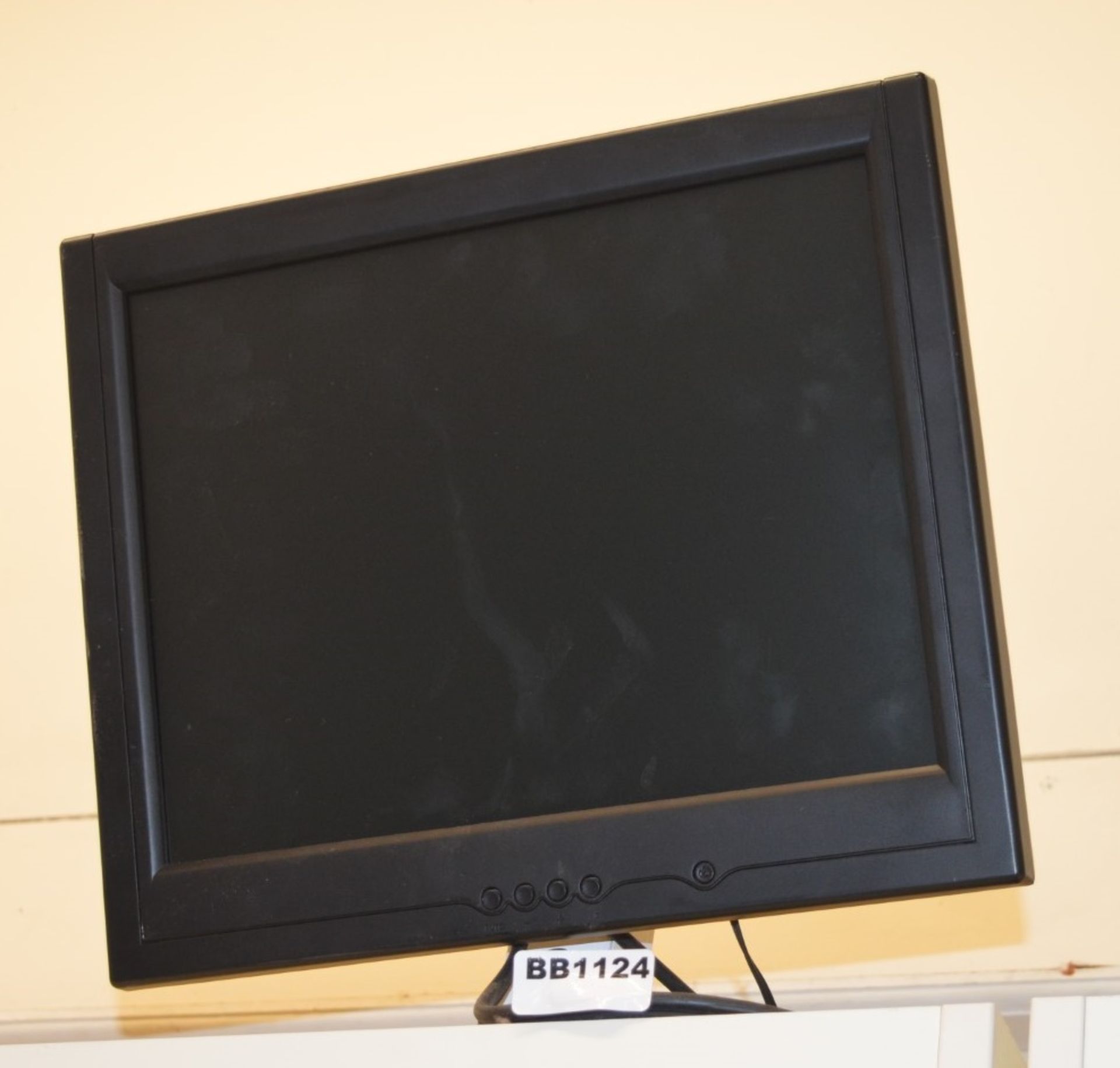 1 x 14 inch Monitor - Ref BB GFF - CL351 - Location: Chorley PR6