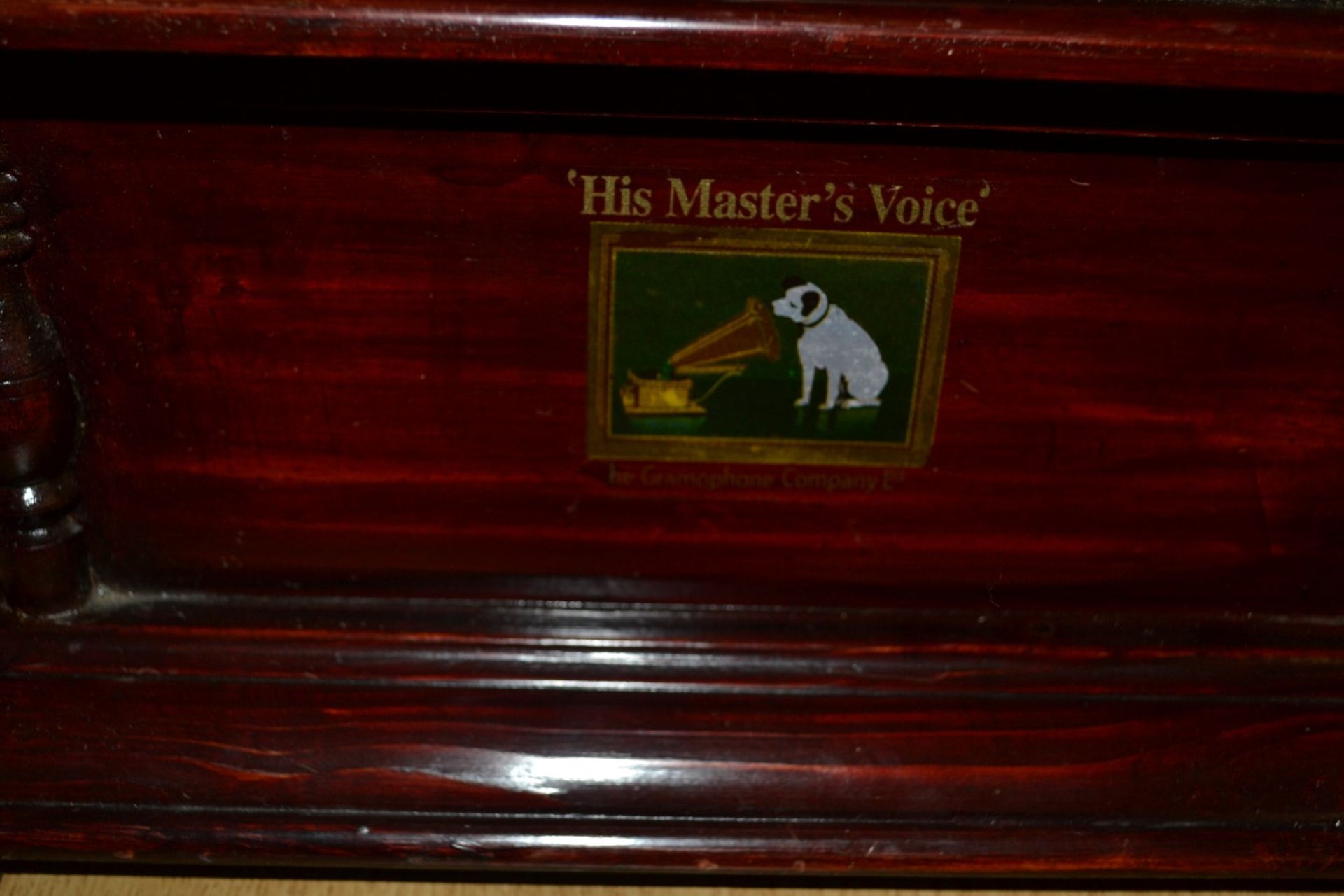 1 x 'His Masters Voice' Branded Gramophone - Dimensions: 37 x 37 x H21cm - Ref BB1165 / KS - Image 13 of 16