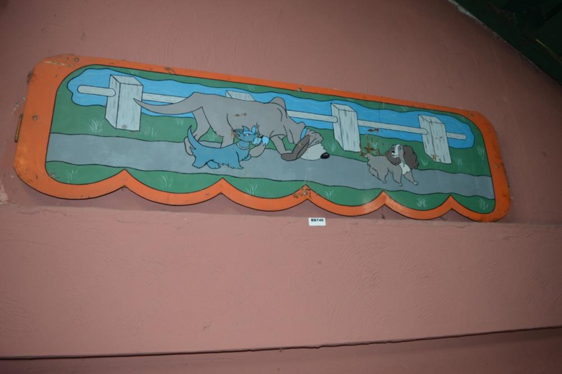 1 x Vintage Metal Hand Painted Fairground Ride Barrier Fence Panel With Braced Back and Mounting Hoo - Image 3 of 7
