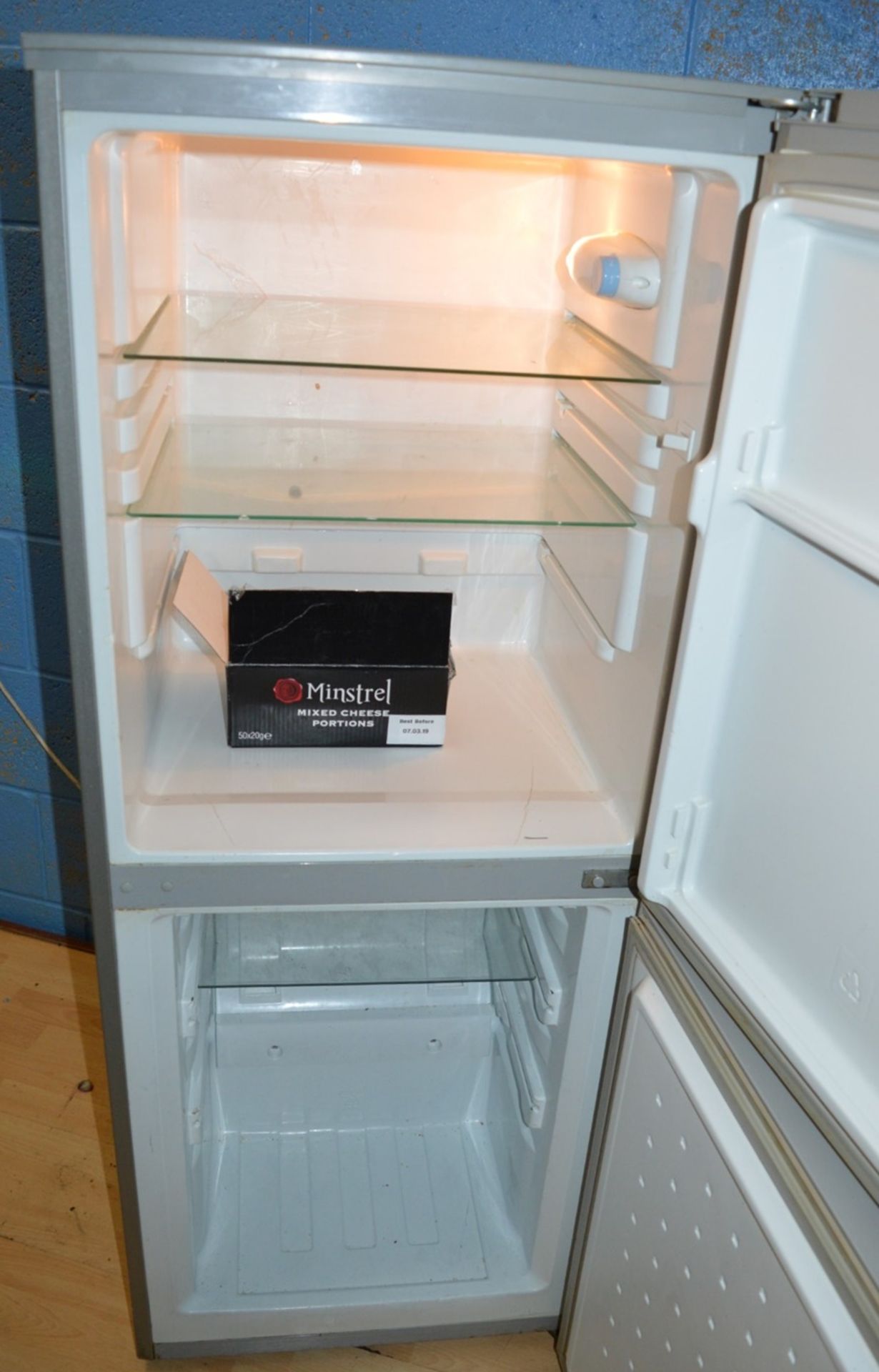 1 x Upright Fridge Freezer in Silver - Ref BB234 PTP - CL011 - Location: Chorley PR6