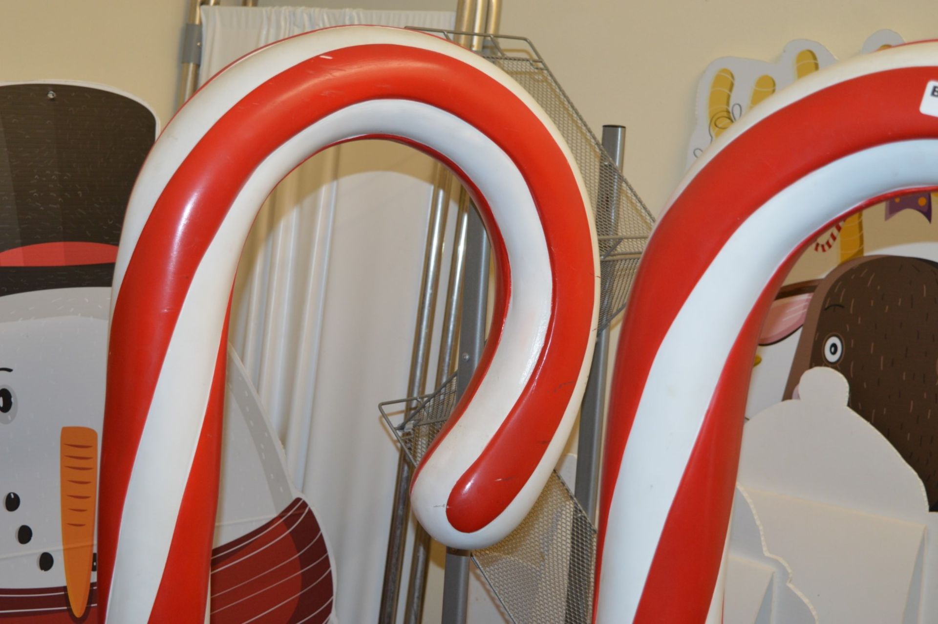 2 x Giant Freestanding Candy Cane Stick Props - 157 cms Tall - Ref BB1673 GF/R - CL351 - Location: - Image 3 of 4