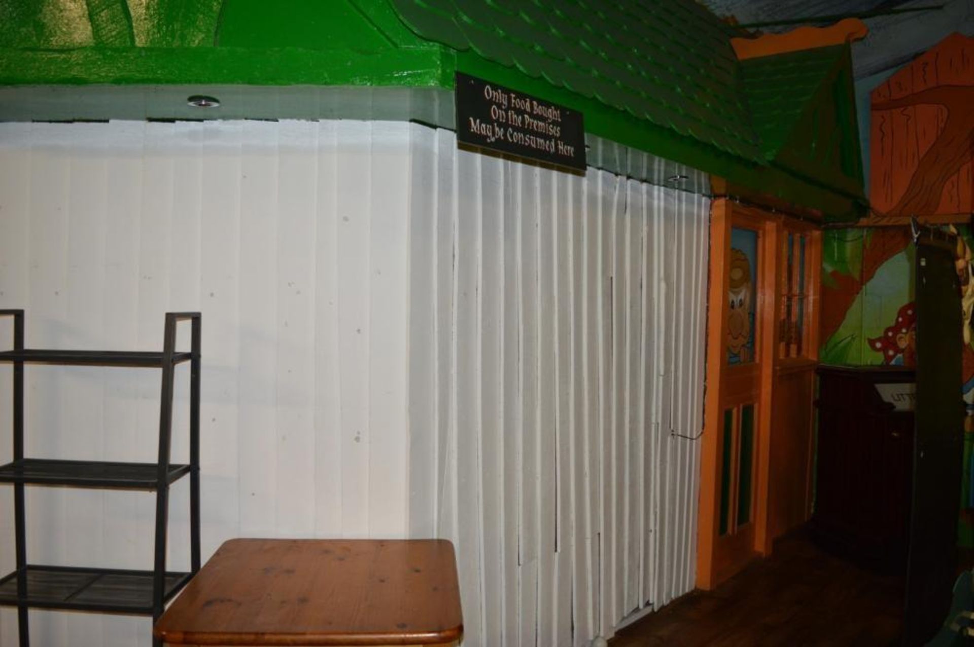 1 x Puddletown Pirates Bespoke Restaurant Kitchen Enclosure Hut With Serving Counter - Hut Dimension - Image 6 of 16