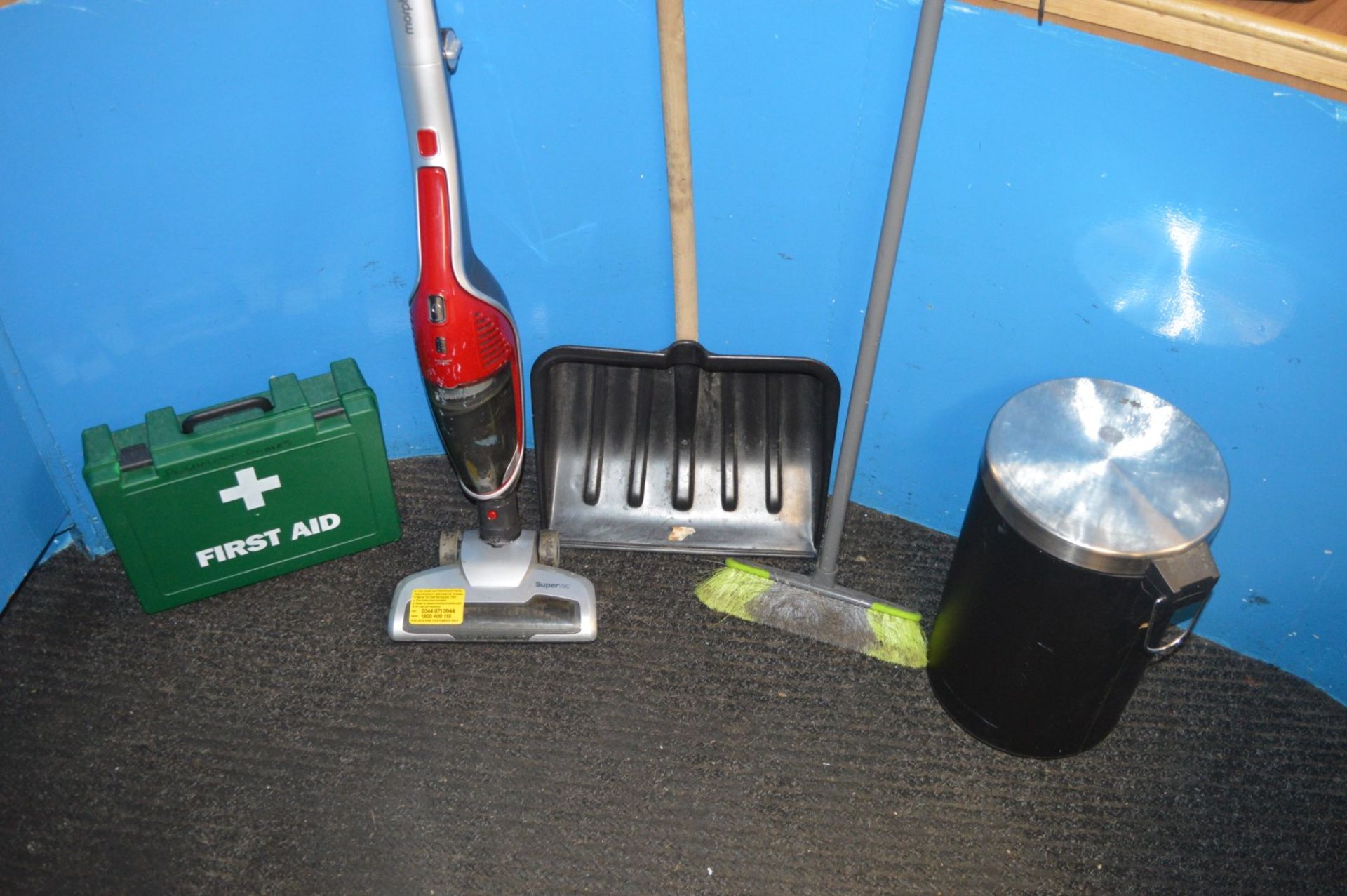 1 x Assorted Collection of Cleaning Equipment Including Cordless Hoover, Dustpan and Brush, Waste - Image 2 of 3