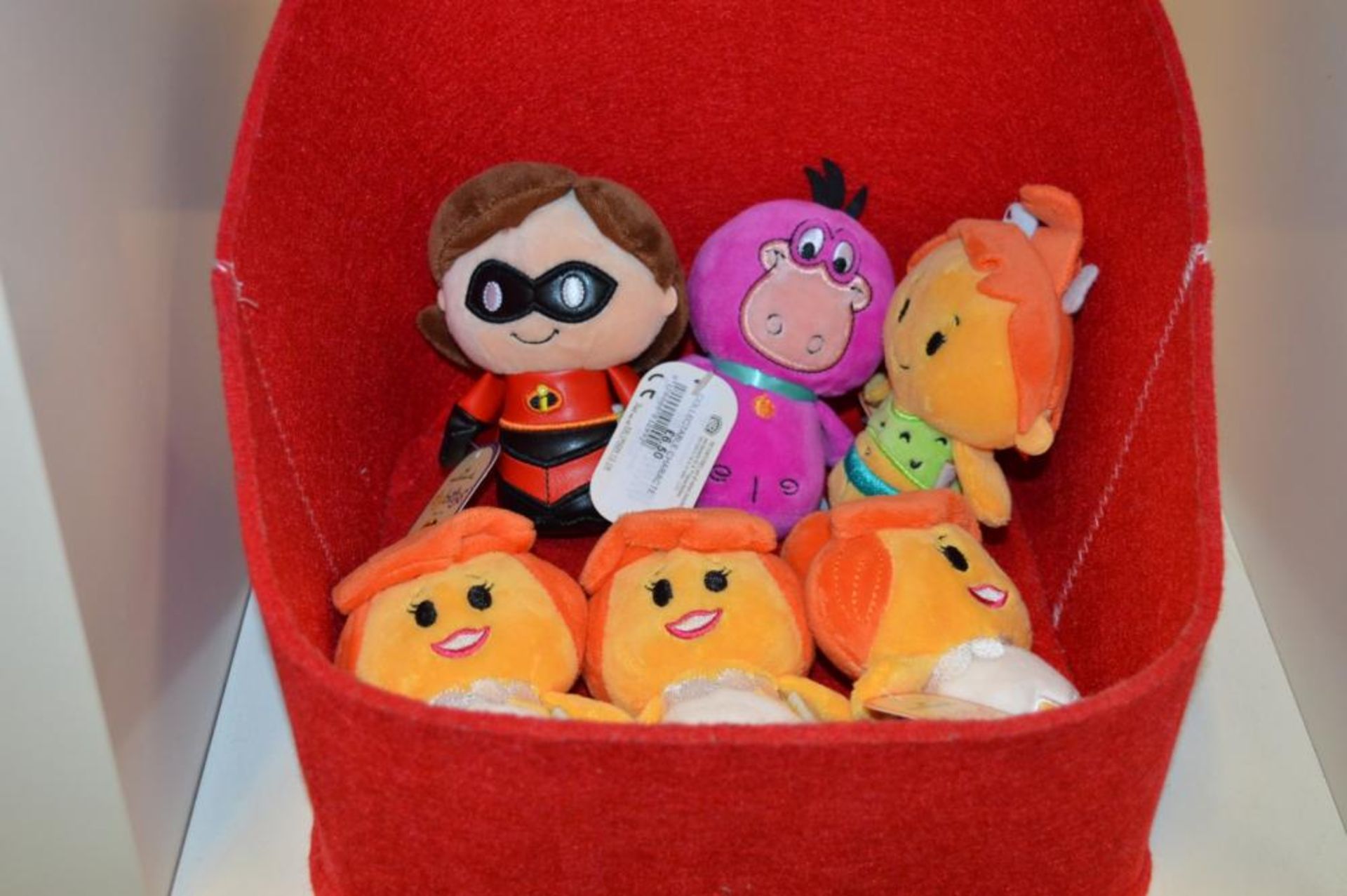 Approx 100 x Hallmark Itty Bittsy Character Soft Toys With 18 x Storage Baskets - Ref BB - CL351 - L - Image 8 of 19