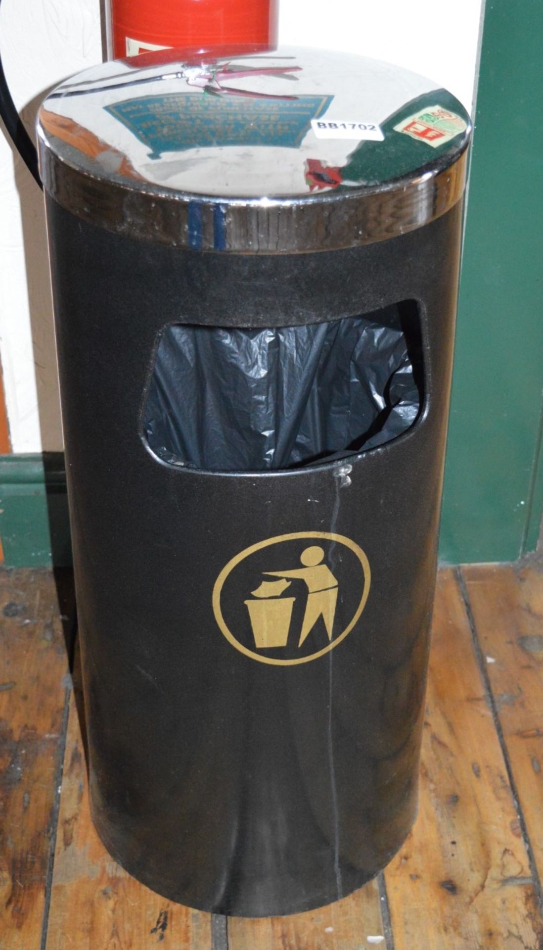 1 x Waste Bin With Chrome Top - Height 76 cms - Ref BB1701 2F - CL351 - Location: Chorley PR6