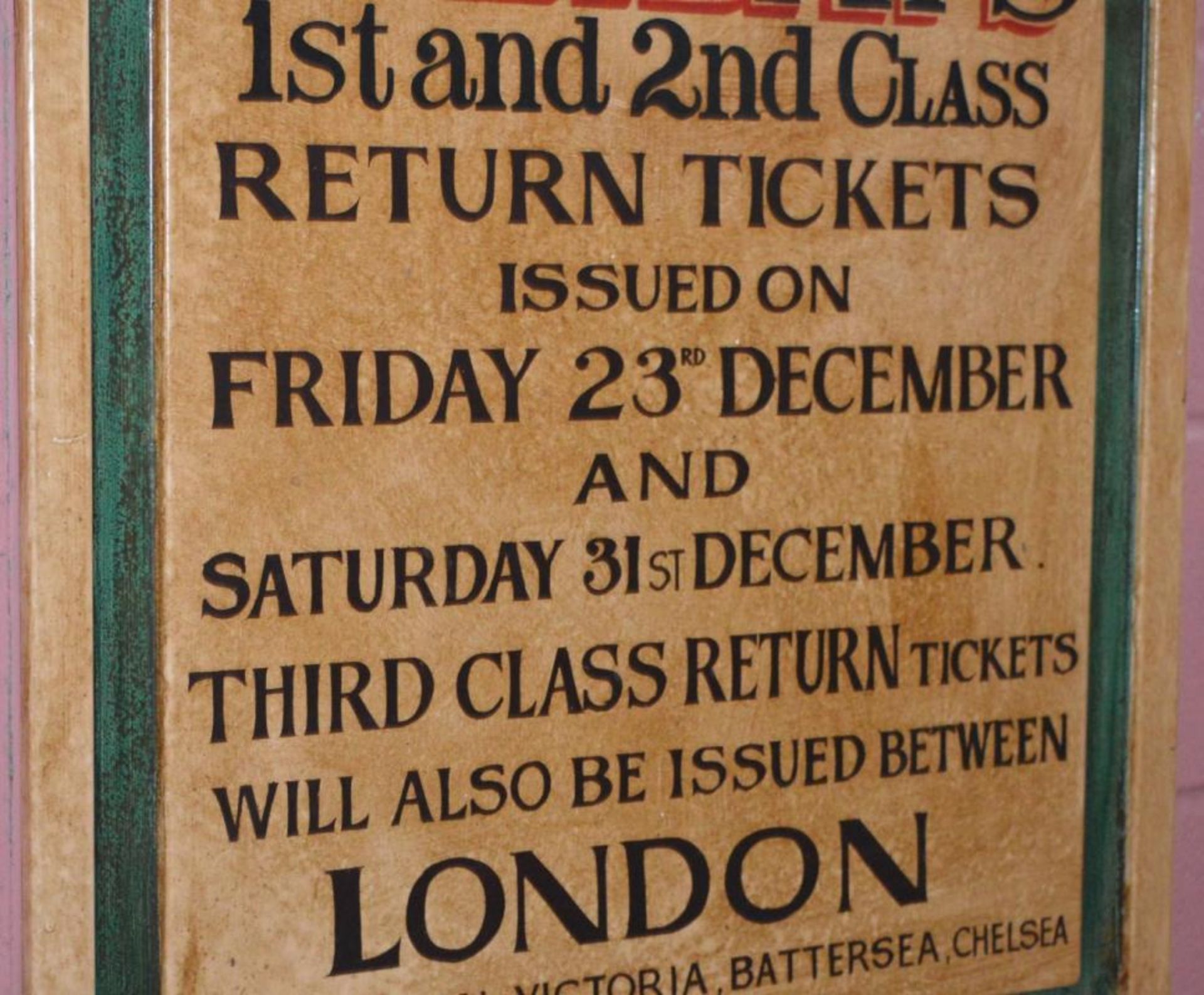 1 x Wall Mounted Train Signage - Great Western Railways Christmas Holidays - 48 x 42 Inches - Ref BB - Image 3 of 3