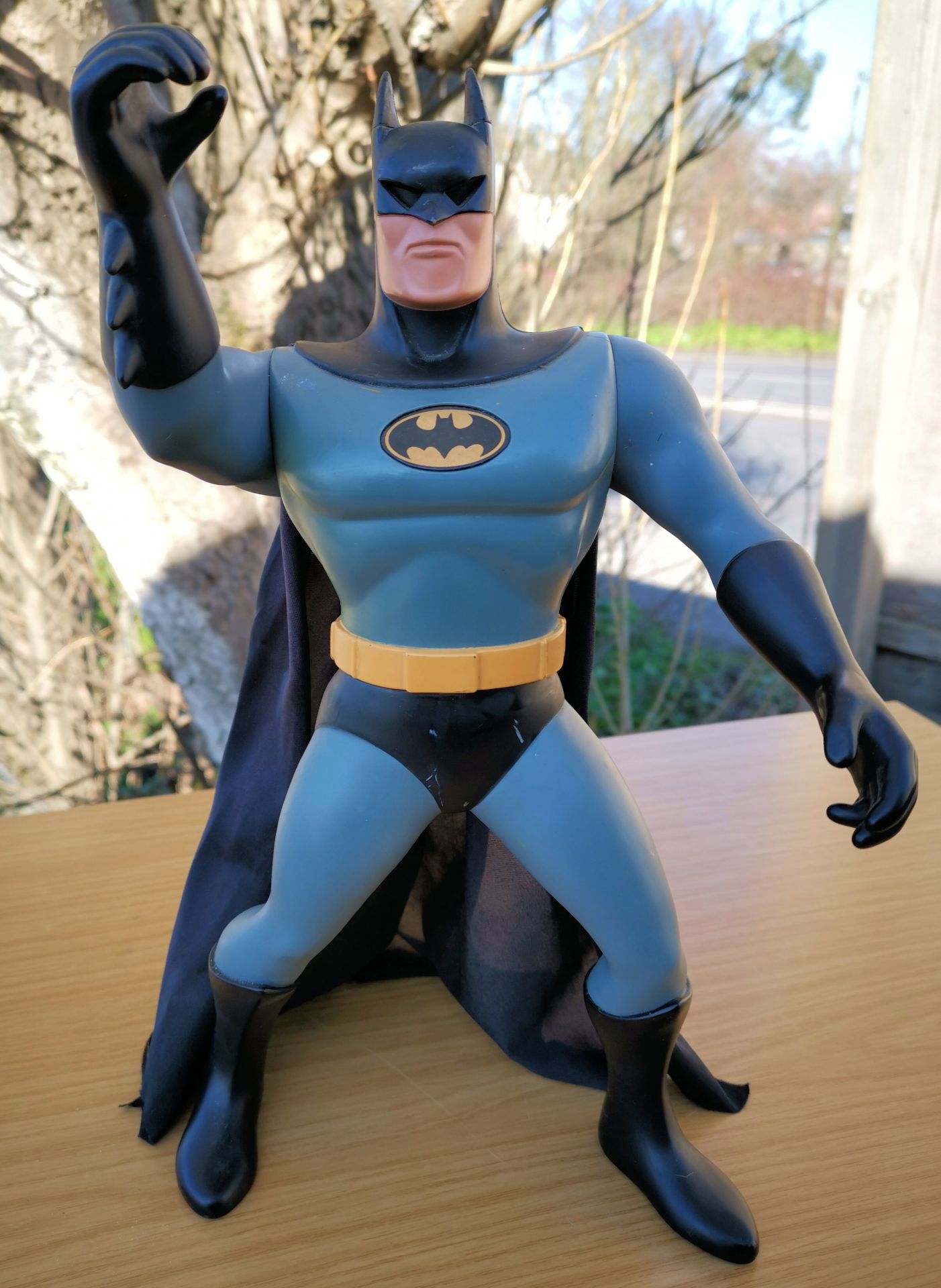 1 x Resin Mini Batman Figure - Dimensions: 370 x 200 mm - CL355 - Location: Great YarmouthPl