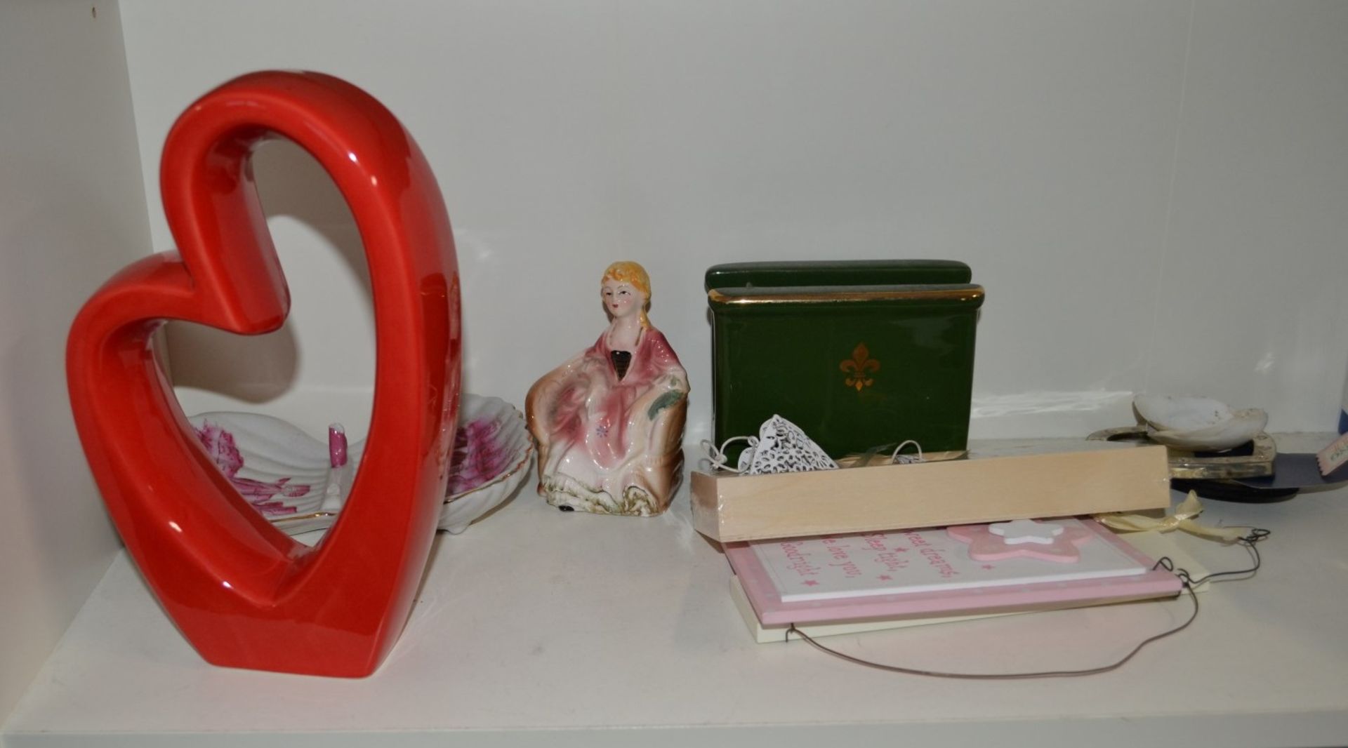 Assortment Of Approx. 70 Items - A Mix Bric-A-Brac, Giftware, Figurines & Unused Resale Stock - Image 3 of 13