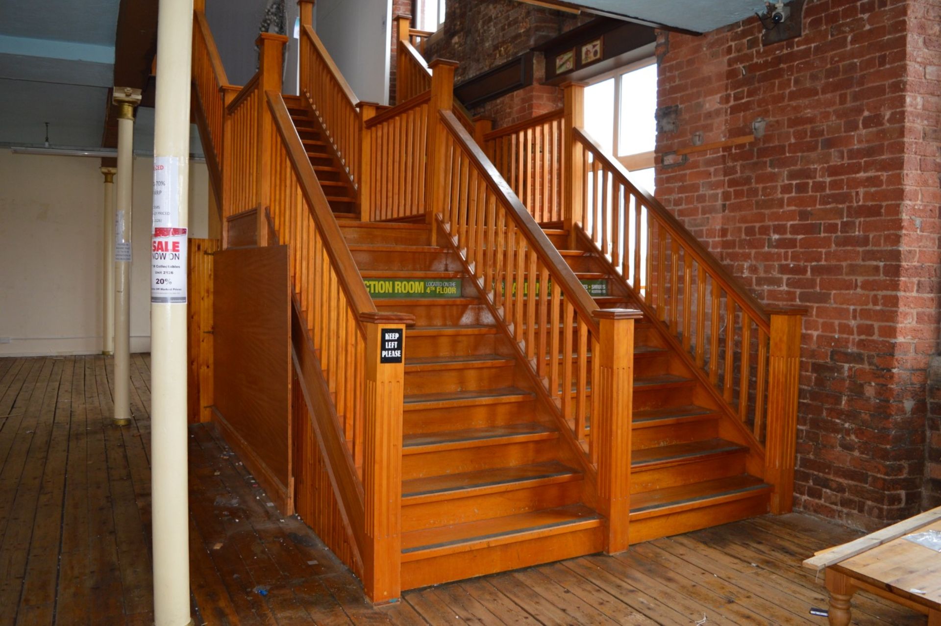 1 x Solid Timber Double Staircase - H374 x W275 x L620 cms - Ref BB000 - CL351 - Location: Chorley - Image 3 of 10