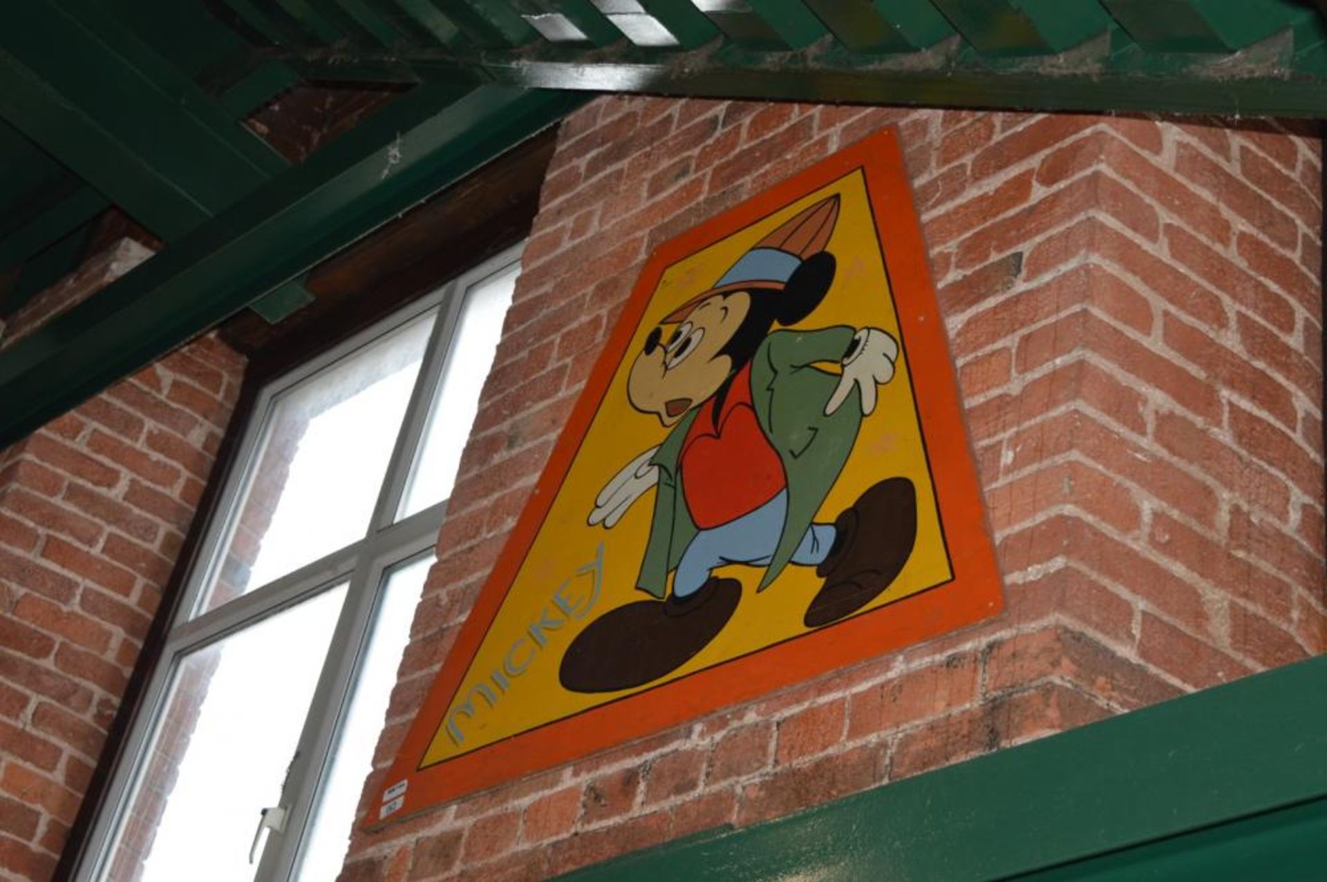 1 x Vintage Wooden Mickey Mouse Fairground Sign - 46 x 44 Inch - Ref BB744 - CL351 - Location: Chorl - Image 4 of 4