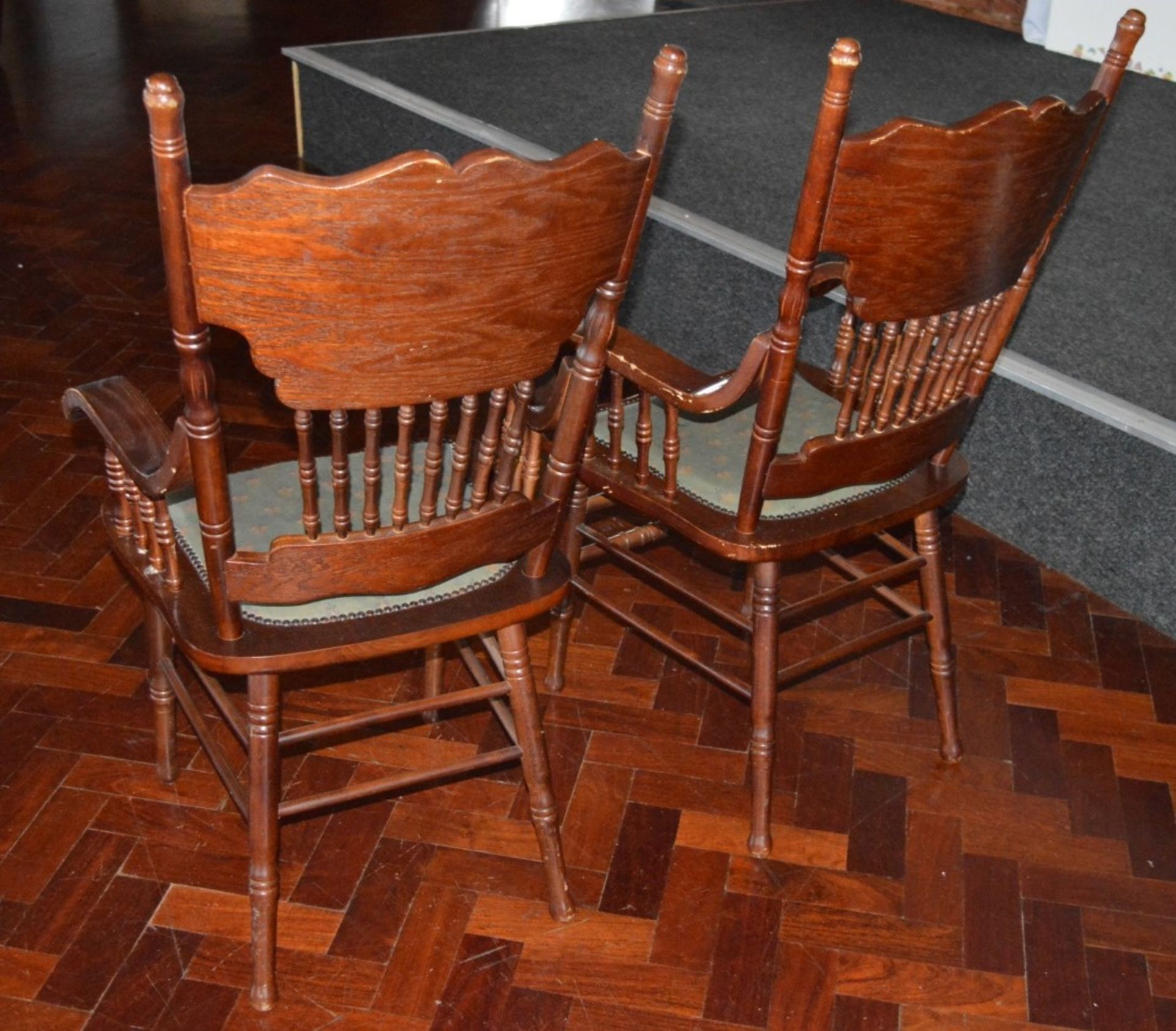 23 x Dining Chairs With Etched Spindle Backs and Fabrc Seat Pads - Ref BB000 - CL351 - Location: - Image 7 of 9