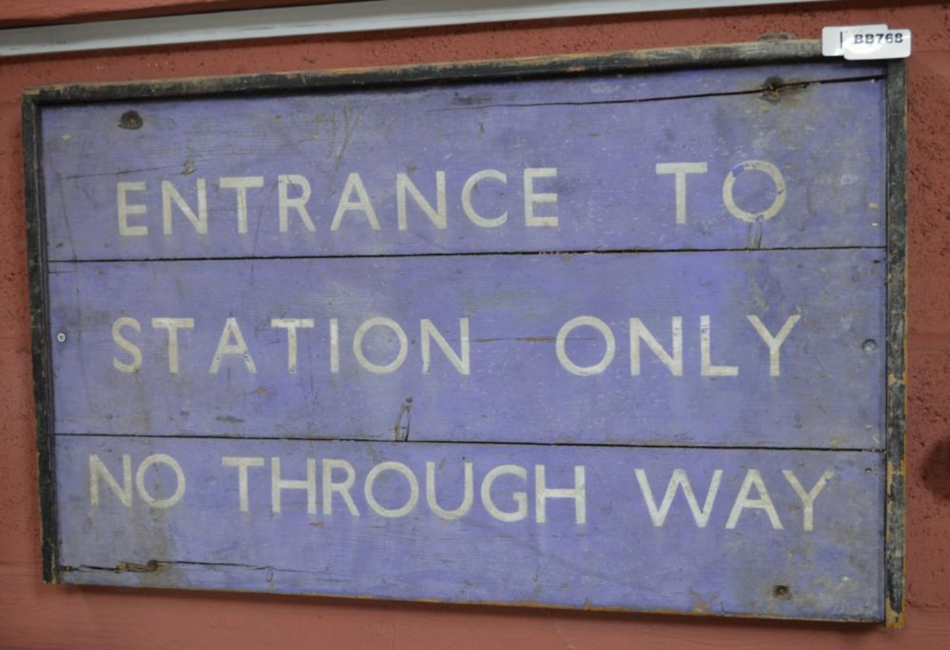 1 x Vintage Train Signage - Entrance To Station Only No Through Way - 32 x 18 Inches - Ref BB768 - C - Image 5 of 5