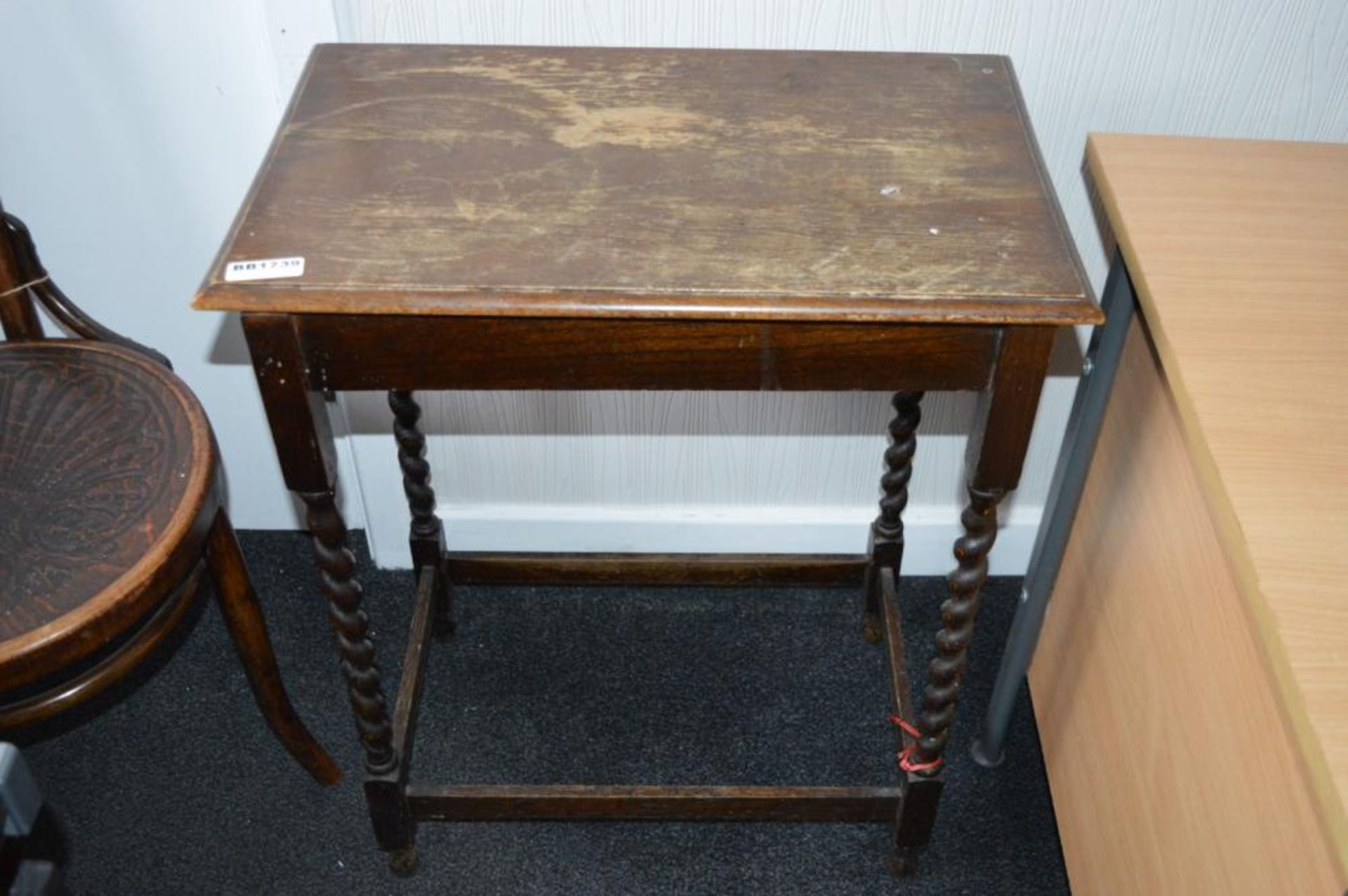 1 x Vintage Table and Chair - Ref BB1739 TF - CL351 - Location: Chorley PR6 - Image 2 of 3