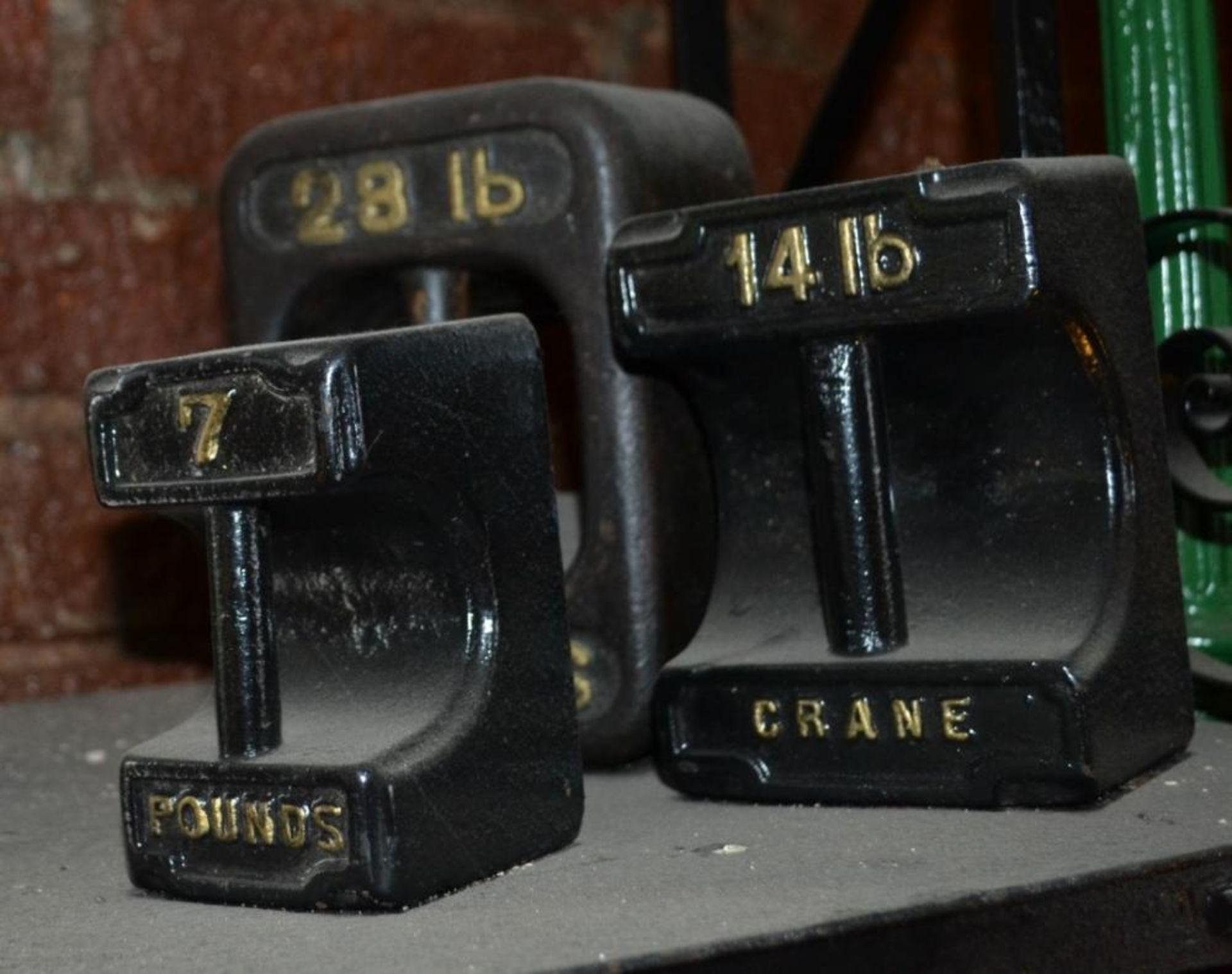 1 x Set of Vintage Avery Weighing Scales With Various Large Weights - H54 x W70 x D44 cms - Ref BB58 - Image 5 of 7