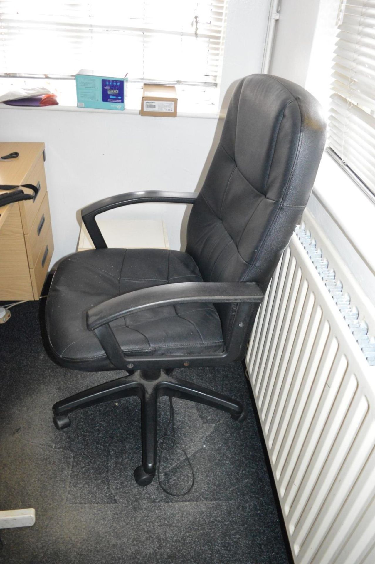 8 x Assorted Pieces of Office Furniture - Includes 3 x Desks, 1 x Table, 1 x Fan, 2 x Chairs and 1 x - Image 5 of 5