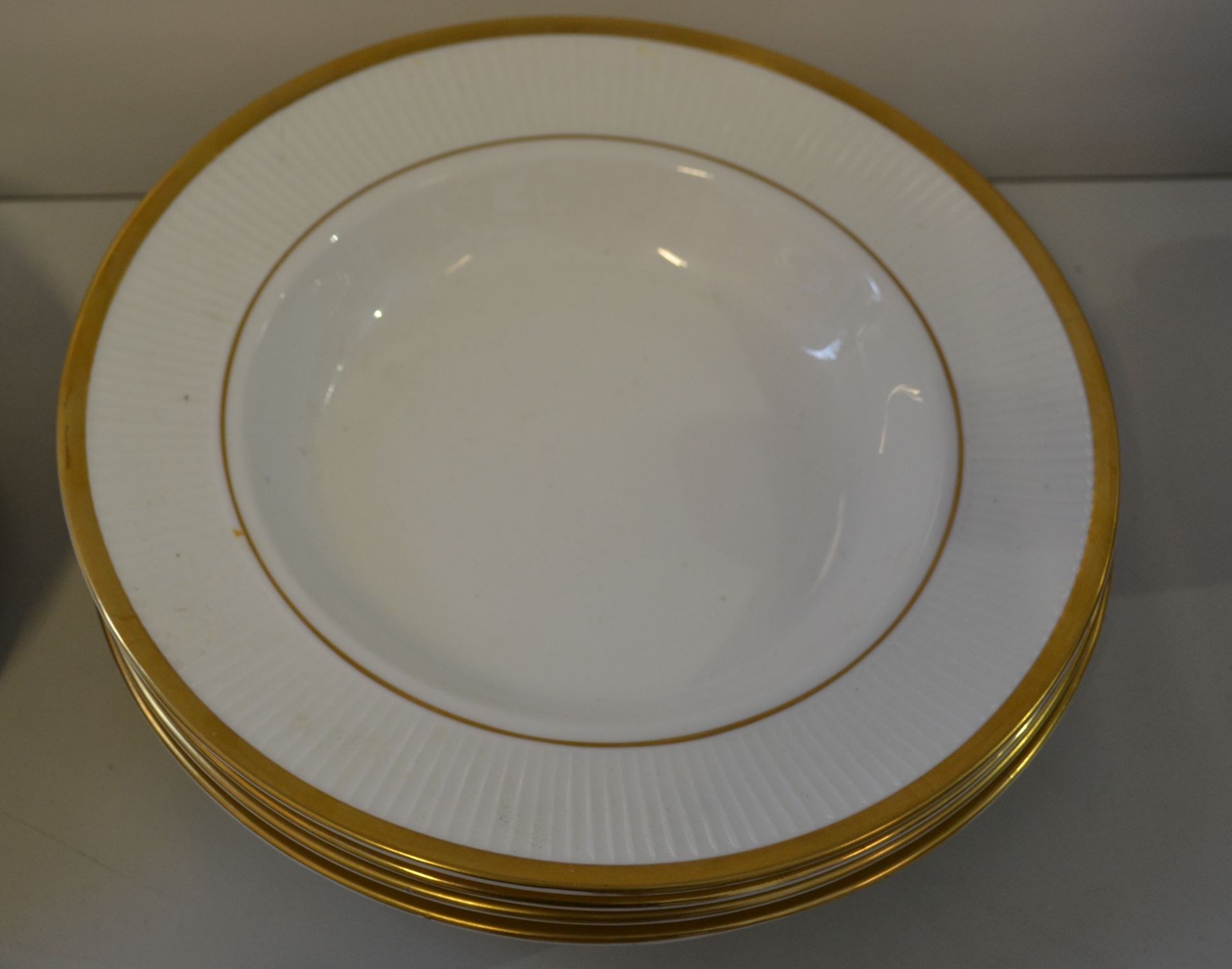 1 x Staffordshire Dinner Set Bone China - Ref J2192 - CL314 - Image 5 of 8