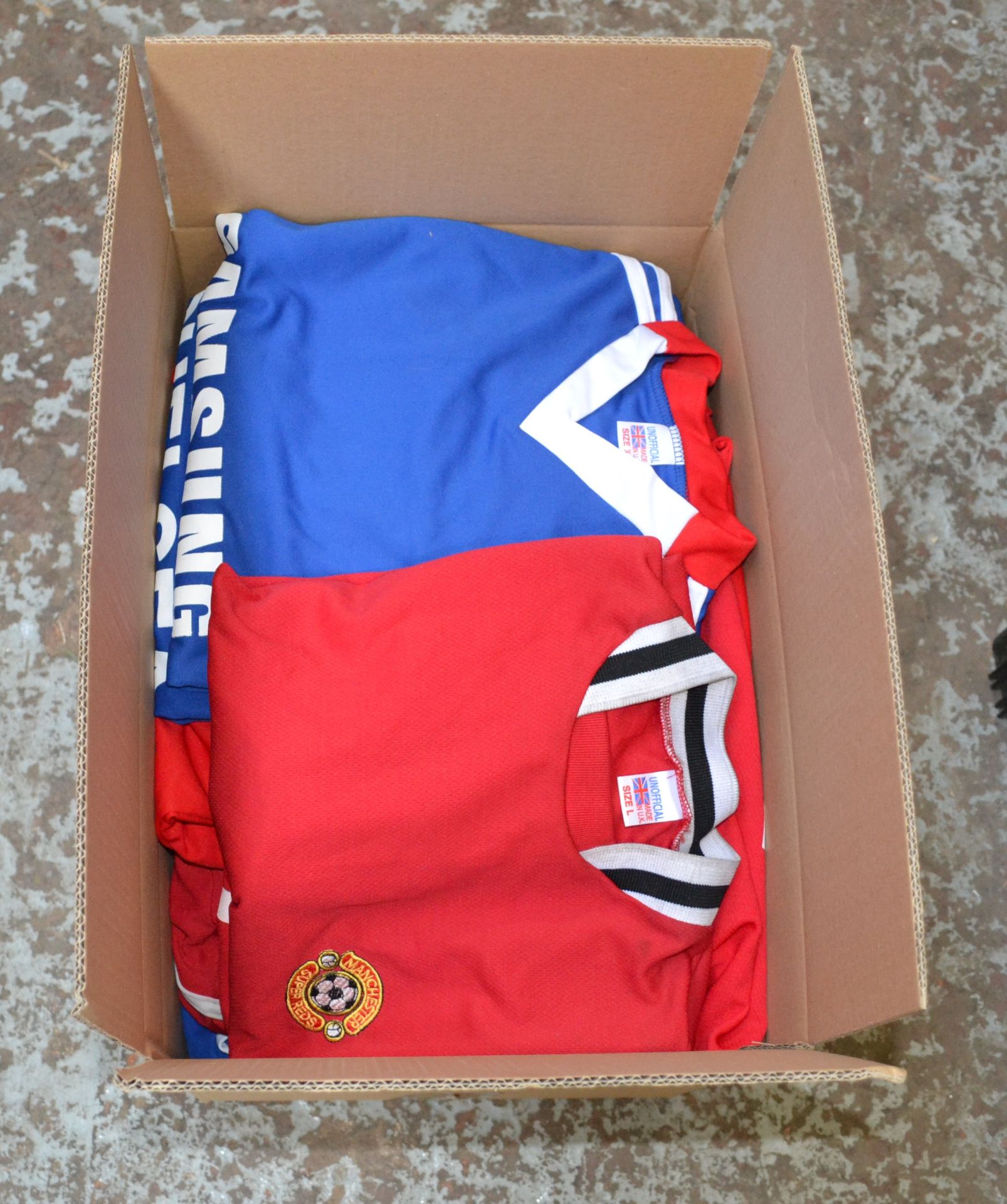 3 x Box Of Various Sporting Clothing - CL155 - Location: Altrincham WA14 - Image 4 of 6