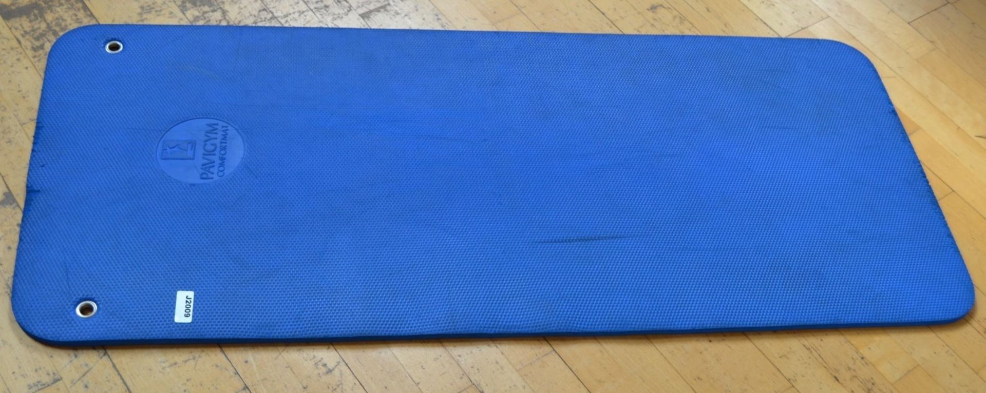 10 x Blue Yoga Mats - Dimensions: L143 x W62cm - Image 2 of 3