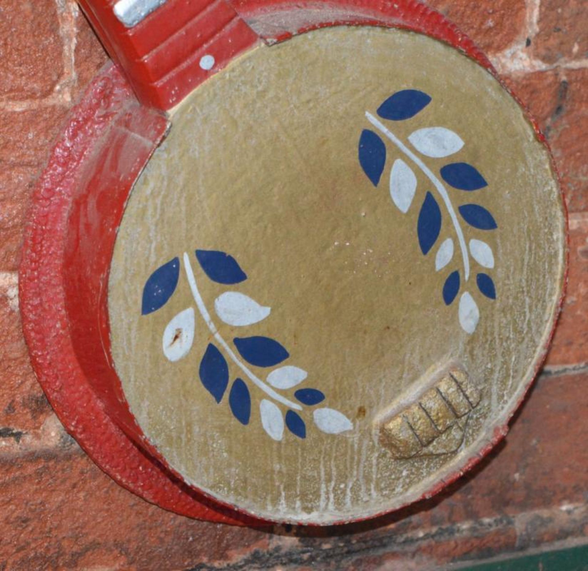 1 x Ornamental Wooden Banjo Guitar - 66 cms Length - Ref BB729 - CL351 - Location: Chorley PR6 - Image 3 of 4