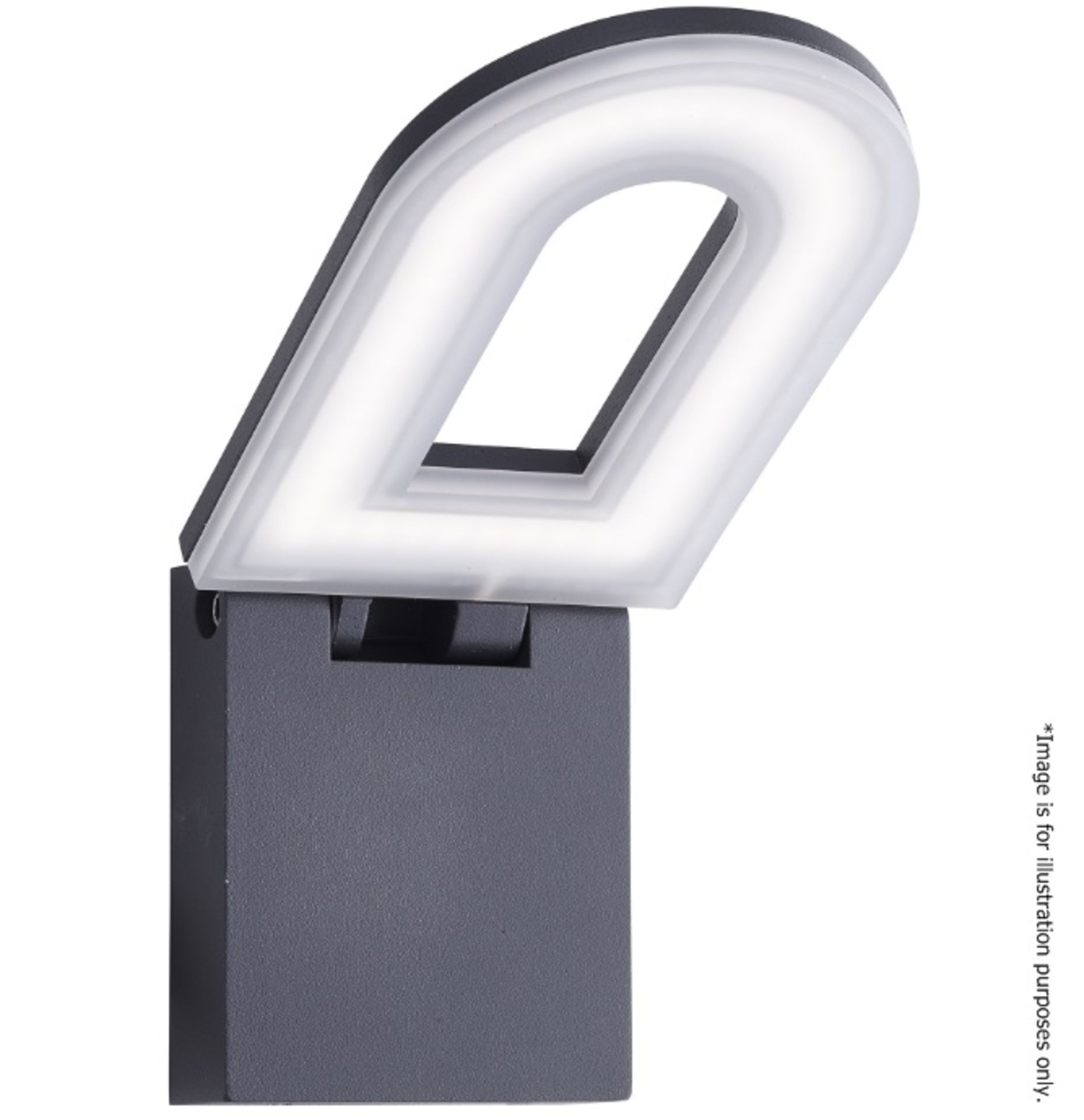 1 x Aluminium IP44 Grey Led Outdoor Wall Light Frosted Diffuser - Ex Display - RRP £56.40