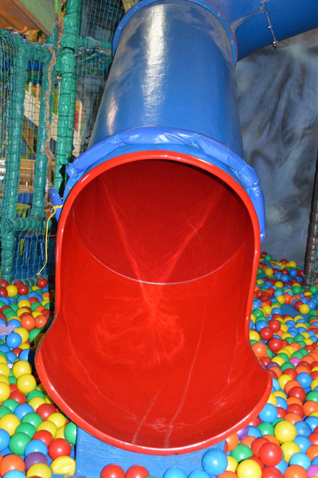 1 x Childrens Playcentre Tunnel Tube Slide in Blue - Very Good Condition - Ref PTP - CL351 - - Image 3 of 3
