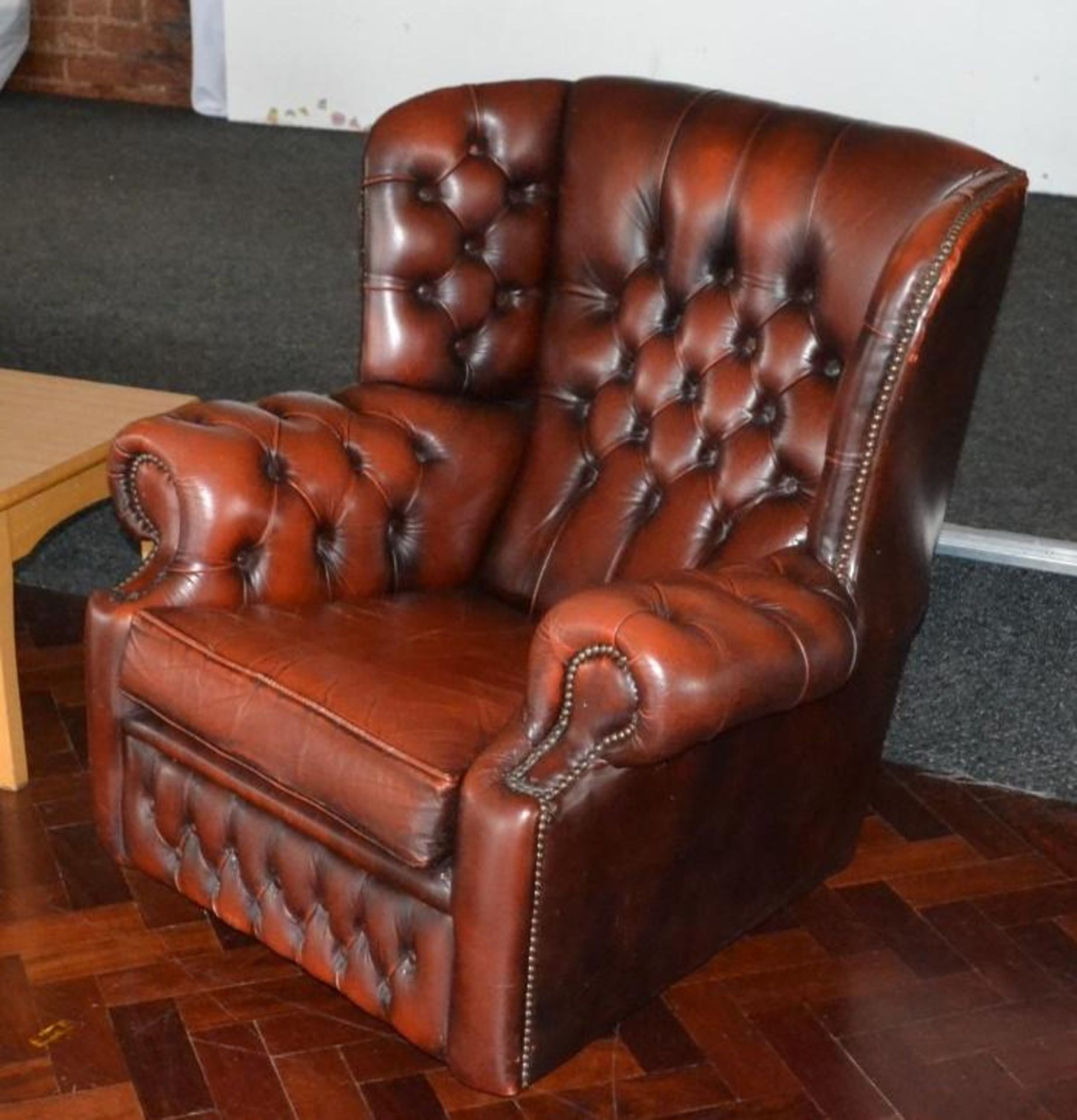 1 x Chesterfield Wing Back Armchair in Brown - H90 x W95 x D80 cms - Ref BB576 TFF - CL351 - - Image 3 of 4