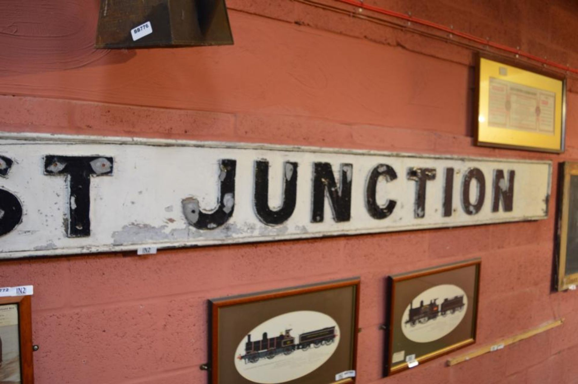 1 x East Junction Vintage Railway Signage - Wooden Back With Metal Lettering Finished in Black and W - Image 3 of 8