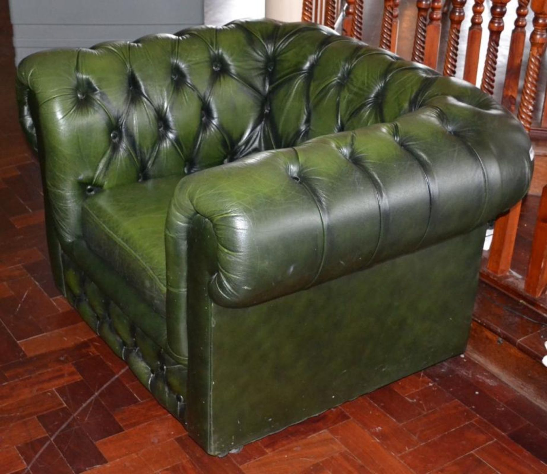 1 x Chesterfield Green Button Back Armchair - H73 x W105 x D82 cms - Ref BB574 TFF - CL351 - - Image 3 of 4