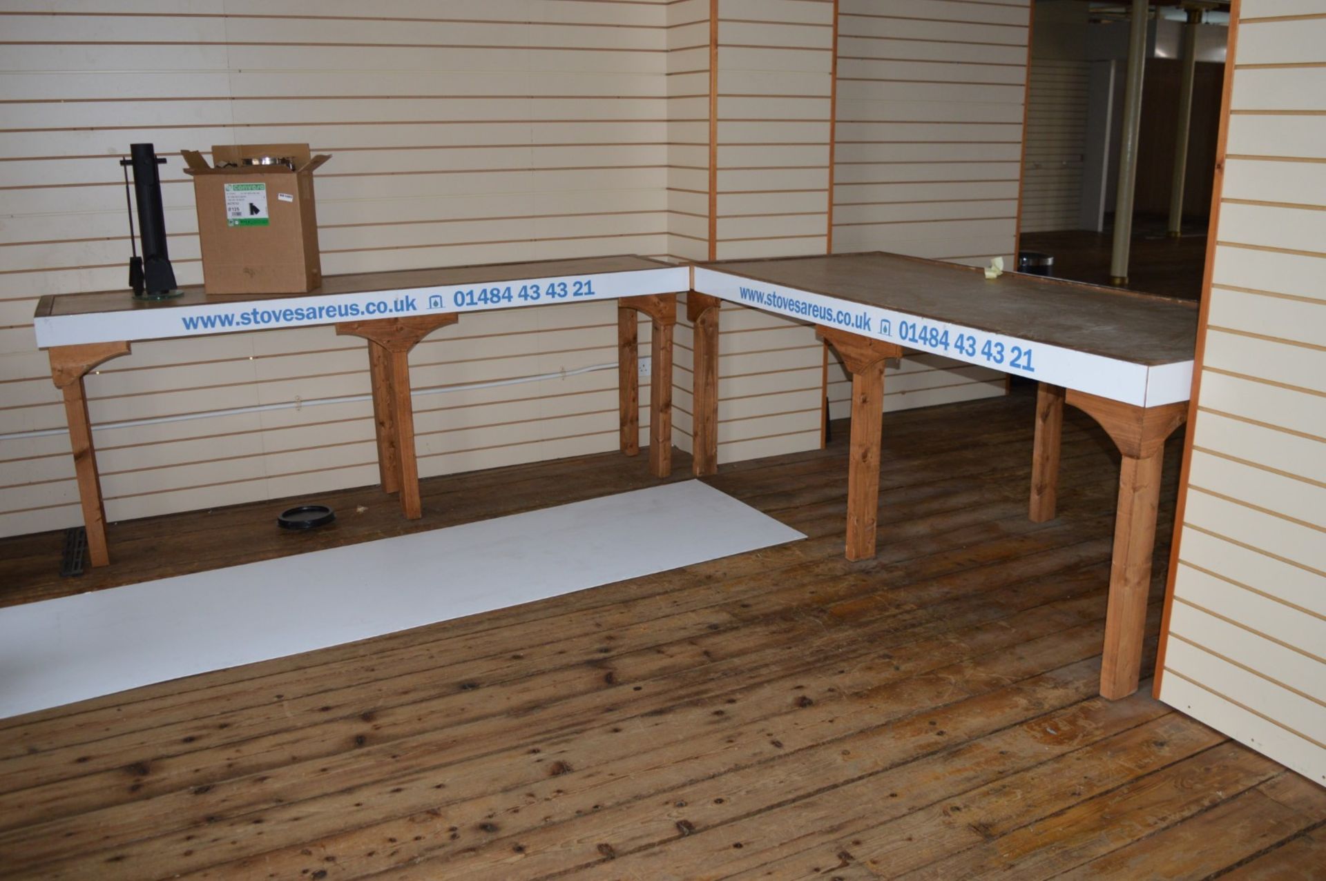 8 x Large Tables - Ideal For Exhibitions or Indoor Jumble Sales etc - Ref BB1700 - CL351 - Location: - Image 2 of 6